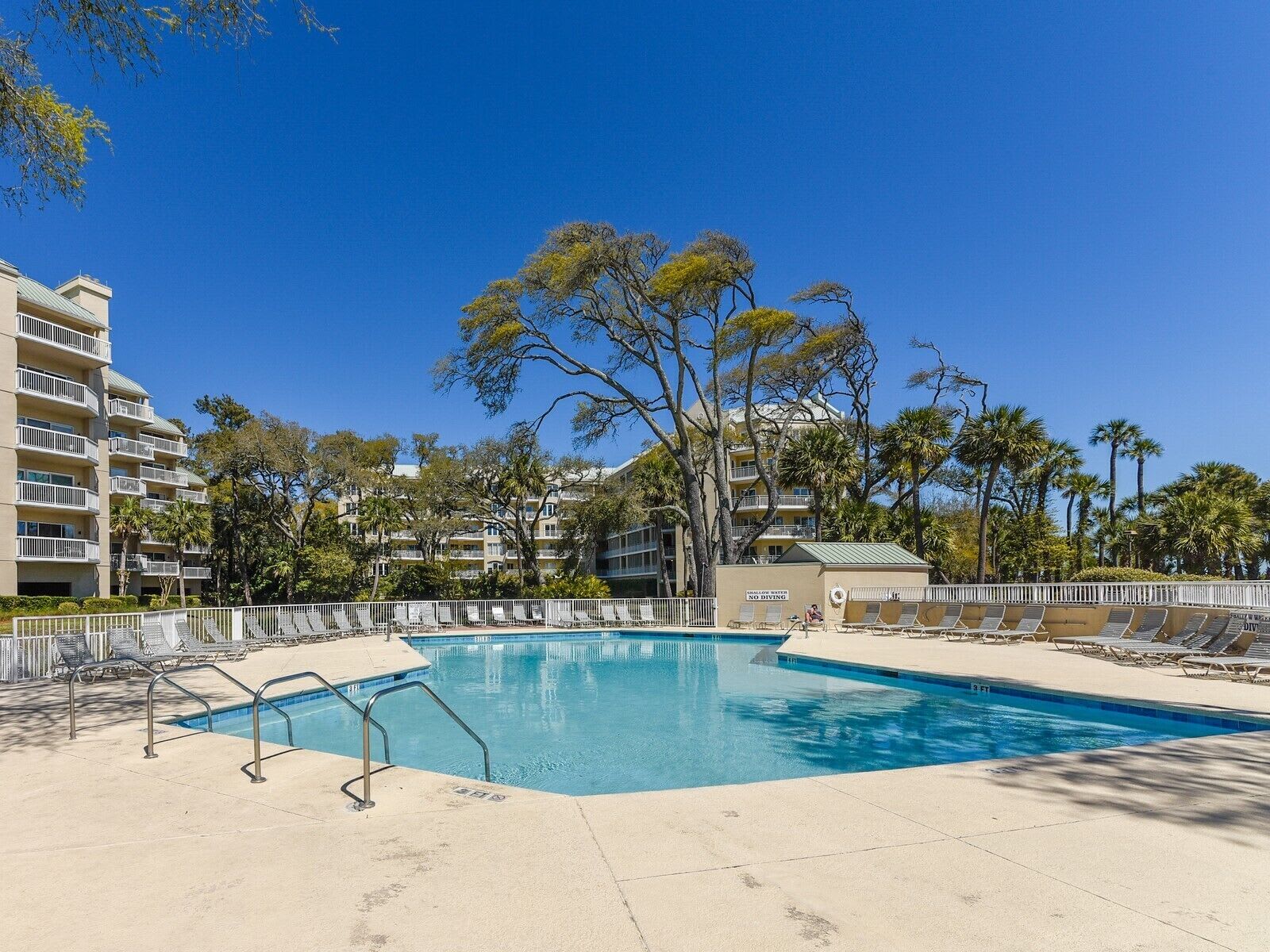 705 Barrington Park | Photo 23