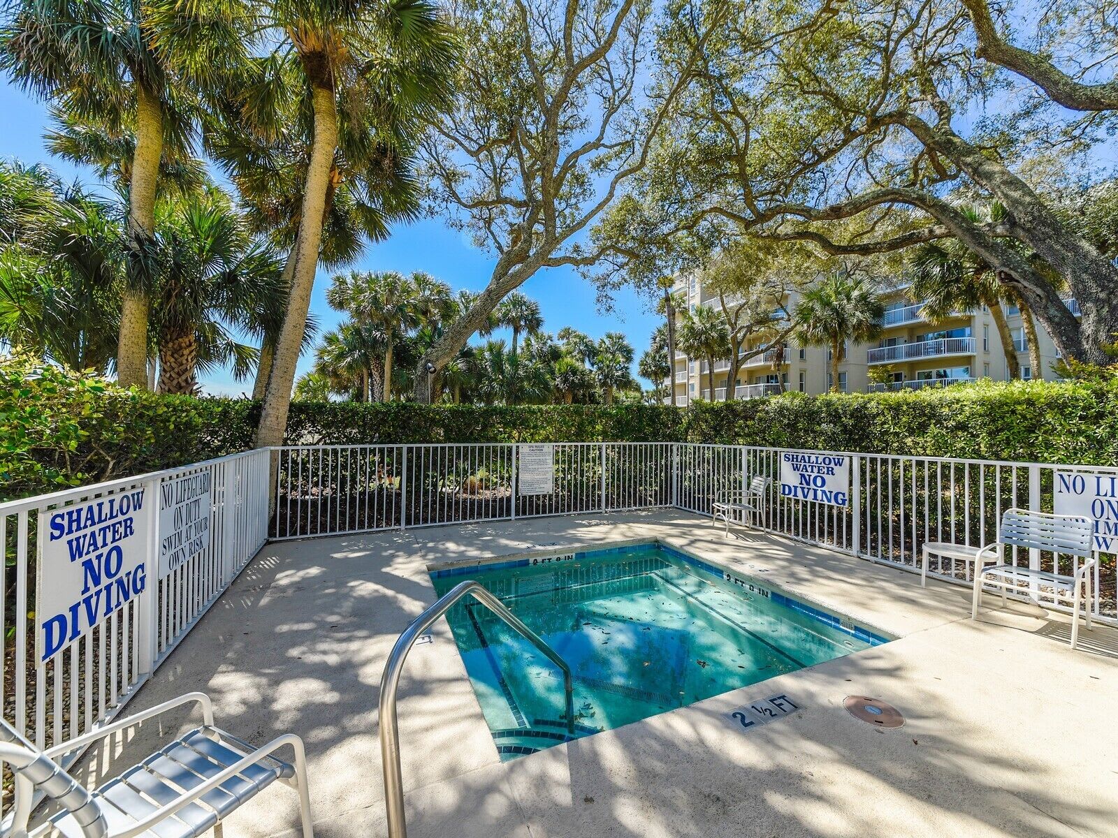 705 Barrington Park | Photo 28