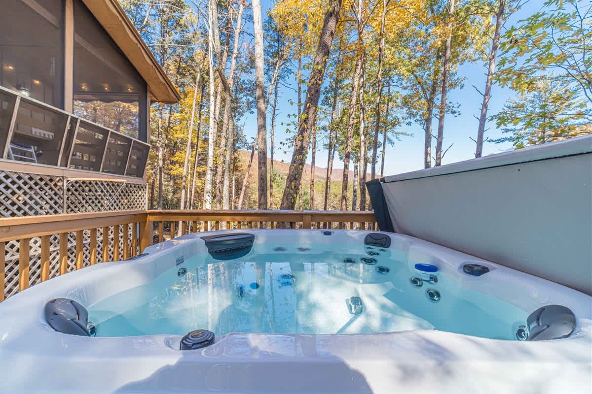 WANDERLUST - CHARMING MOUNTAIN CABIN W/ HOT TUB
