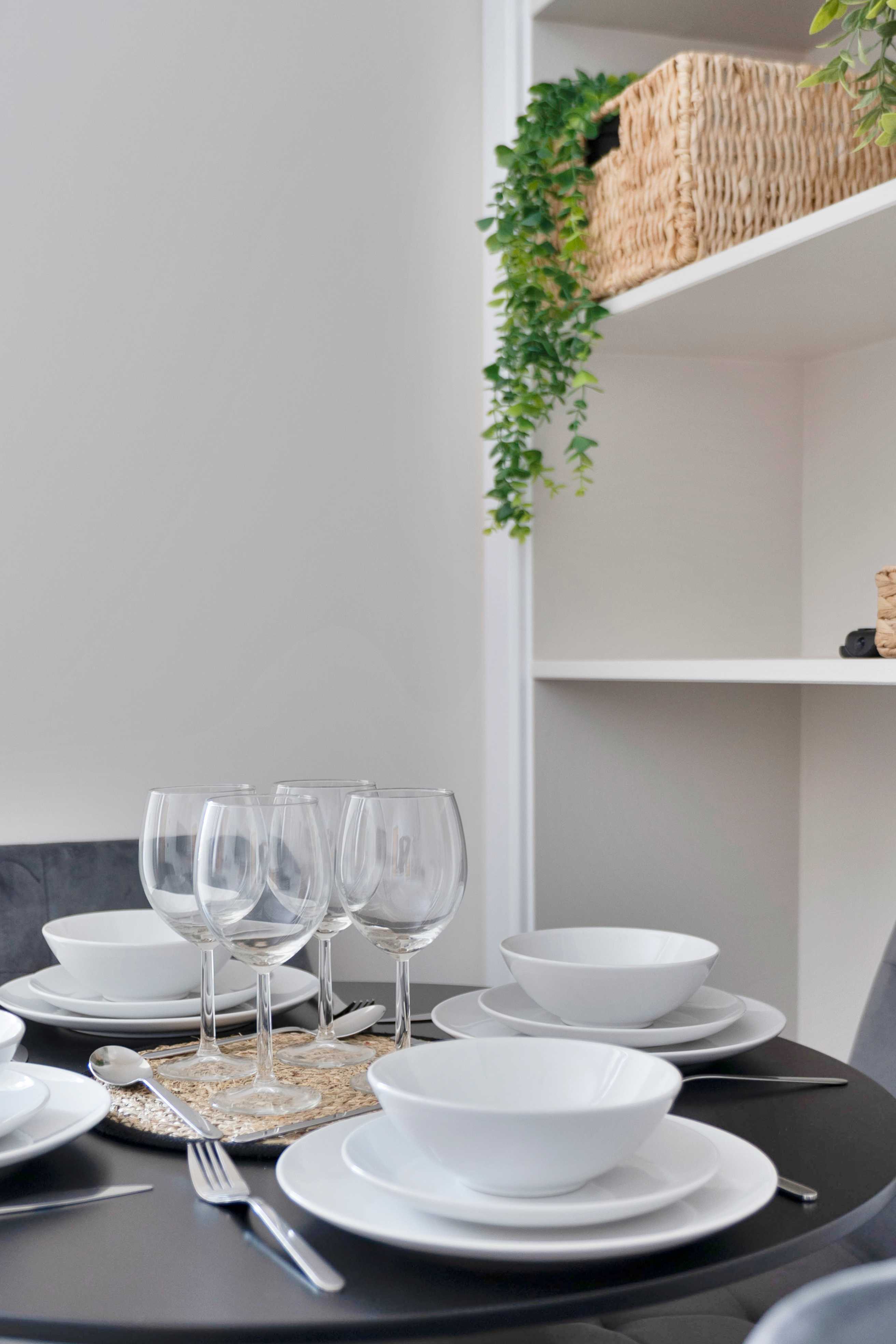 Stylish Apt Near Golf, Beach, Wi-Fi & Free Parking in High Street 86 EH32 0DG - Property image 7 - VivreStays