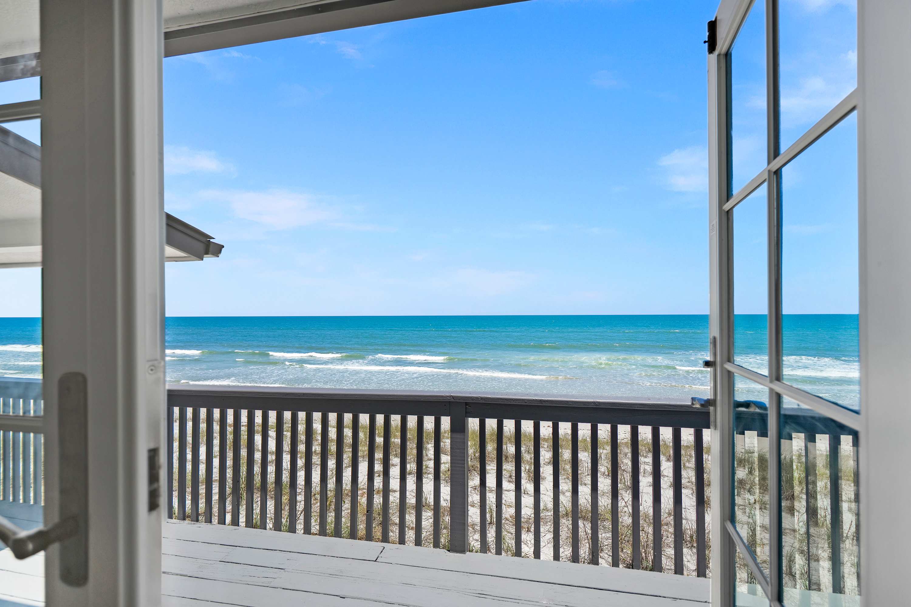 Ocean Front Home, Gorgeous Views, Beach Gear, BBQ