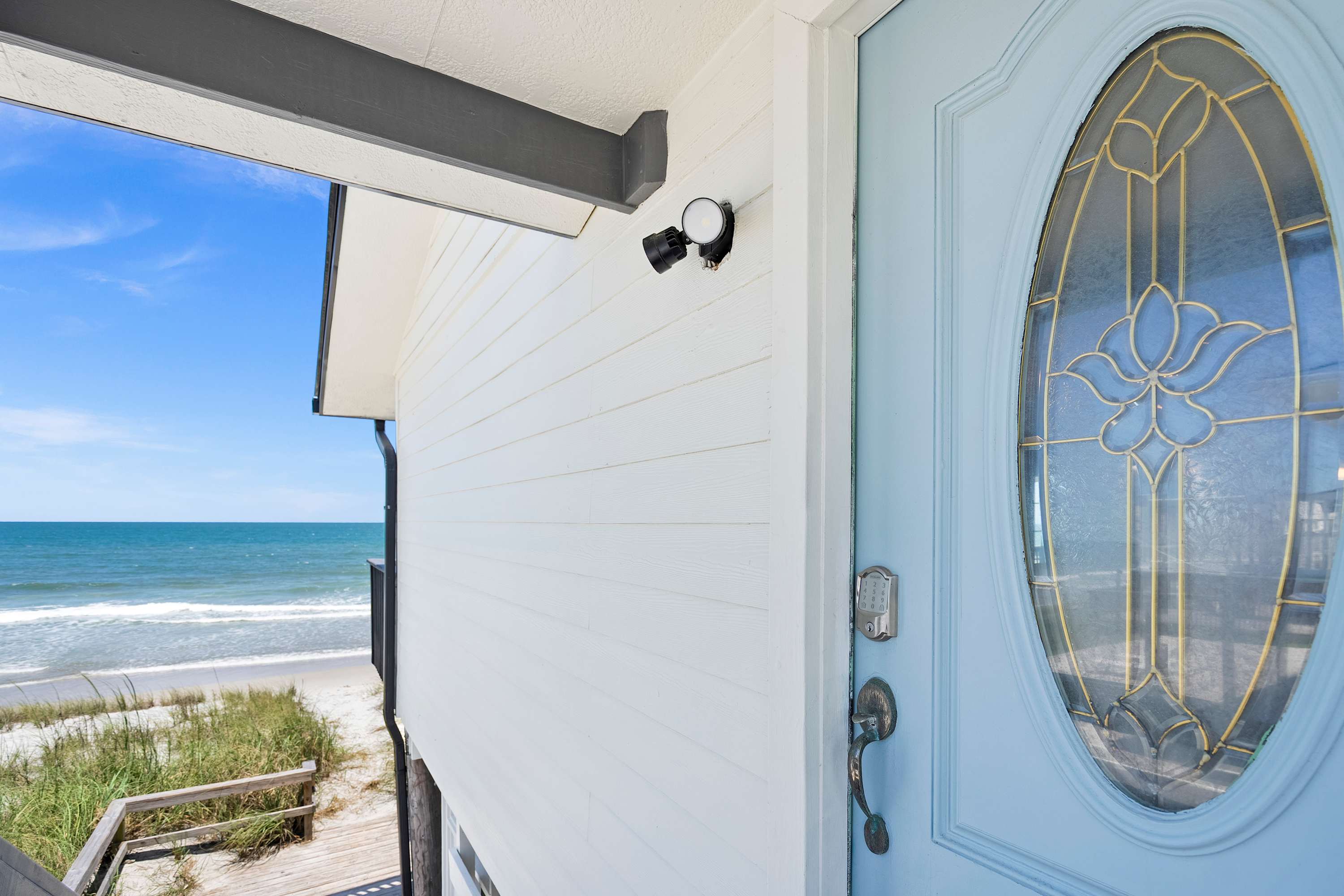 Ocean Front Home, Gorgeous Views, Beach Gear, BBQ