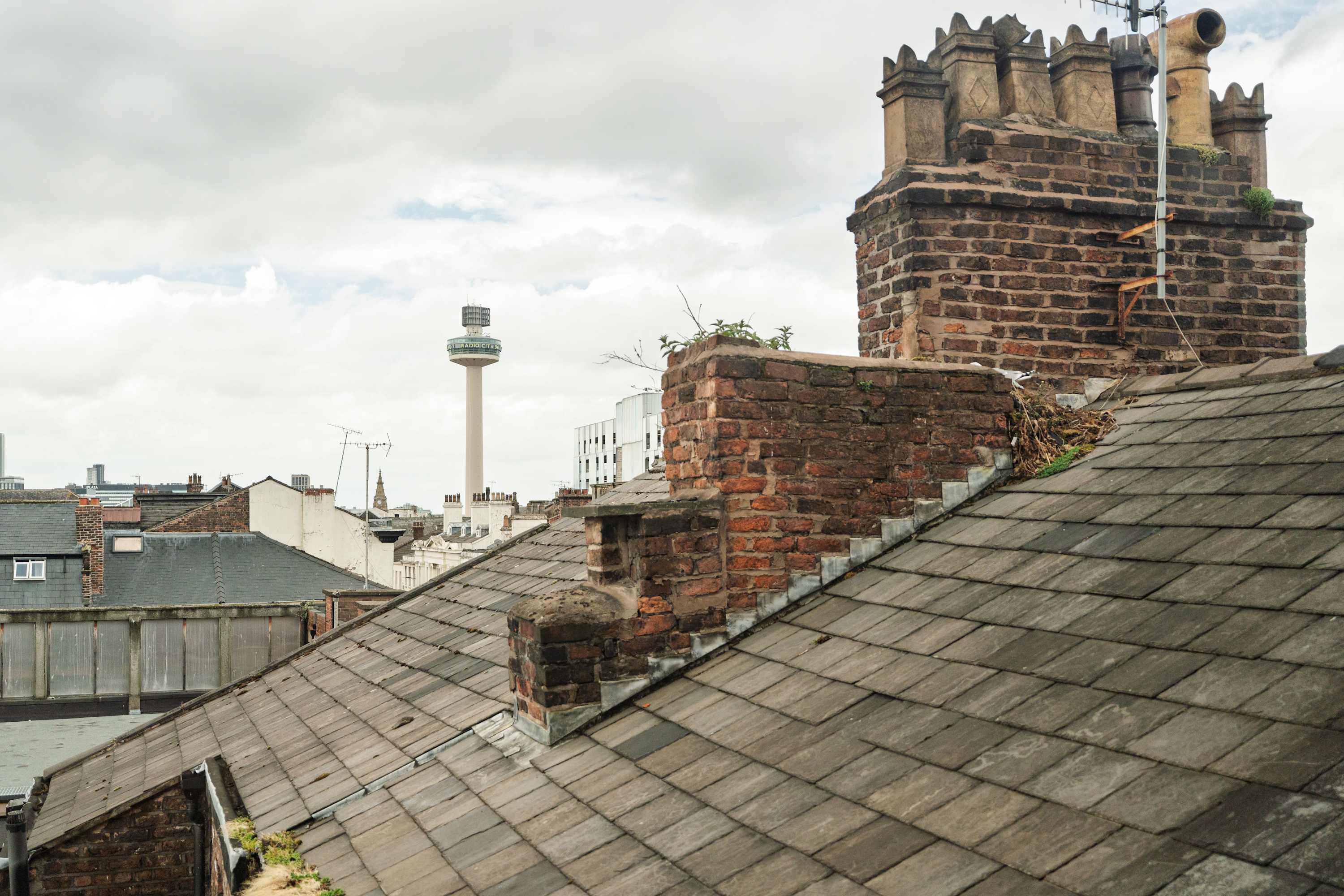 Spacious apartment for groups in City Centre in Berry Street L1 4JF - Property image 19 - VivreStays