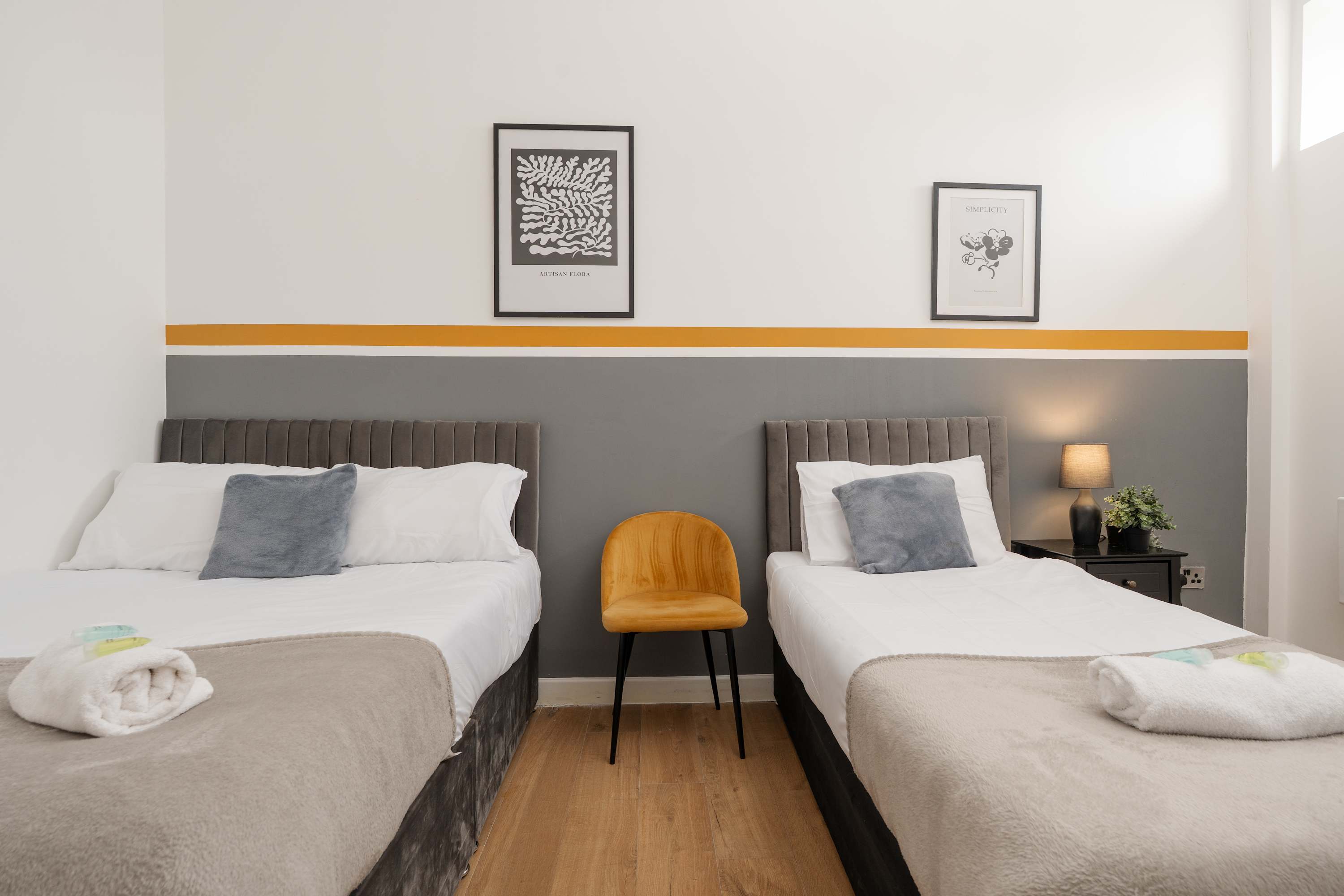 Spacious apartment for groups in City Centre in Berry Street L1 4JF - Property image 32 - VivreStays