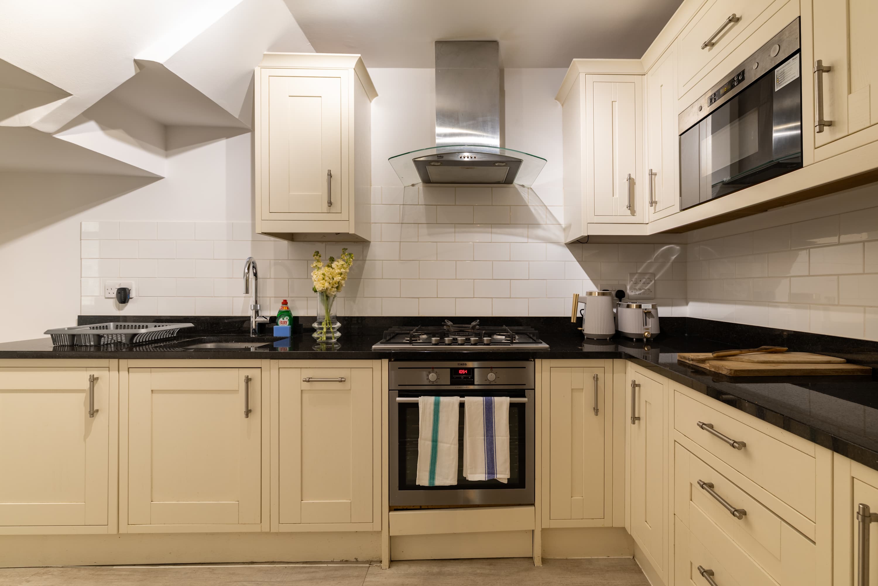 Brass & Shaker Clapham in Clapham Road 361 SW9 9BT - Property image 6 - VivreStays