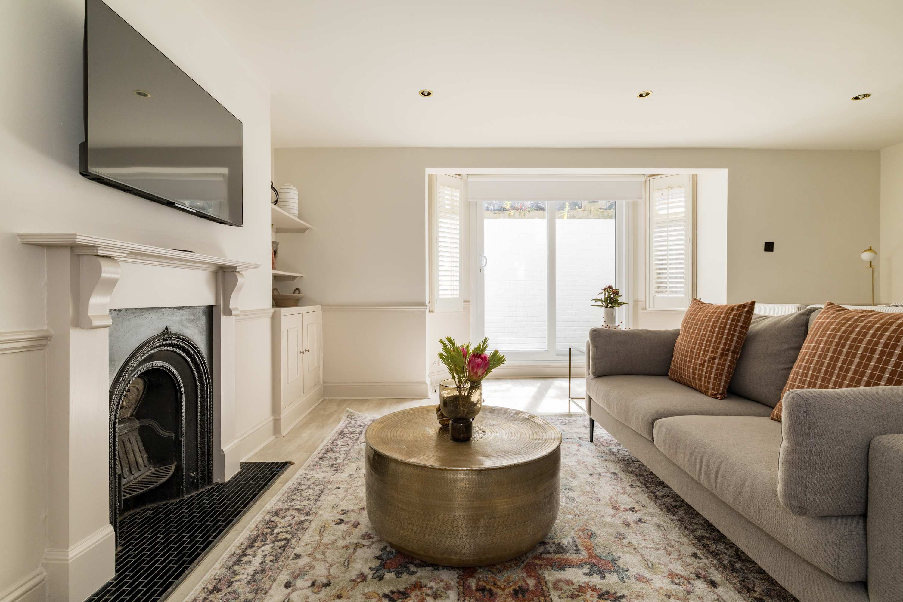 Brass & Shaker Clapham in Clapham Road 361 SW9 9BT - Property image 2 - VivreStays
