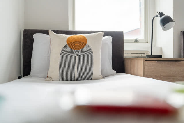 2 Bedroom Berry Street Apartments in Berry Street L1 4JF - Property image 24 - VivreStays