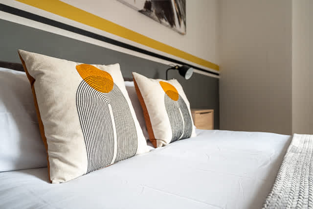 2 Bedroom Berry Street Apartments in Berry Street L1 4JF - Property image 34 - VivreStays