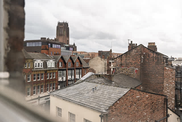 2 Bedroom Berry Street Apartments in Berry Street L1 4JF - Property image 33 - VivreStays