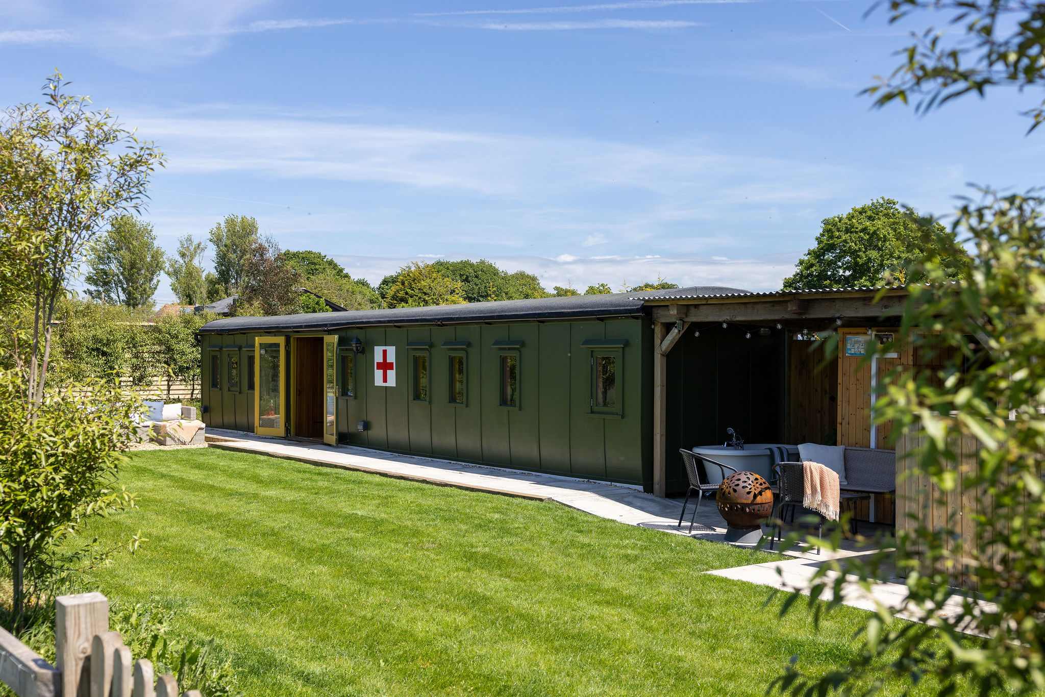 Beautifully Restored WW2 Carriage – Sleeps 6