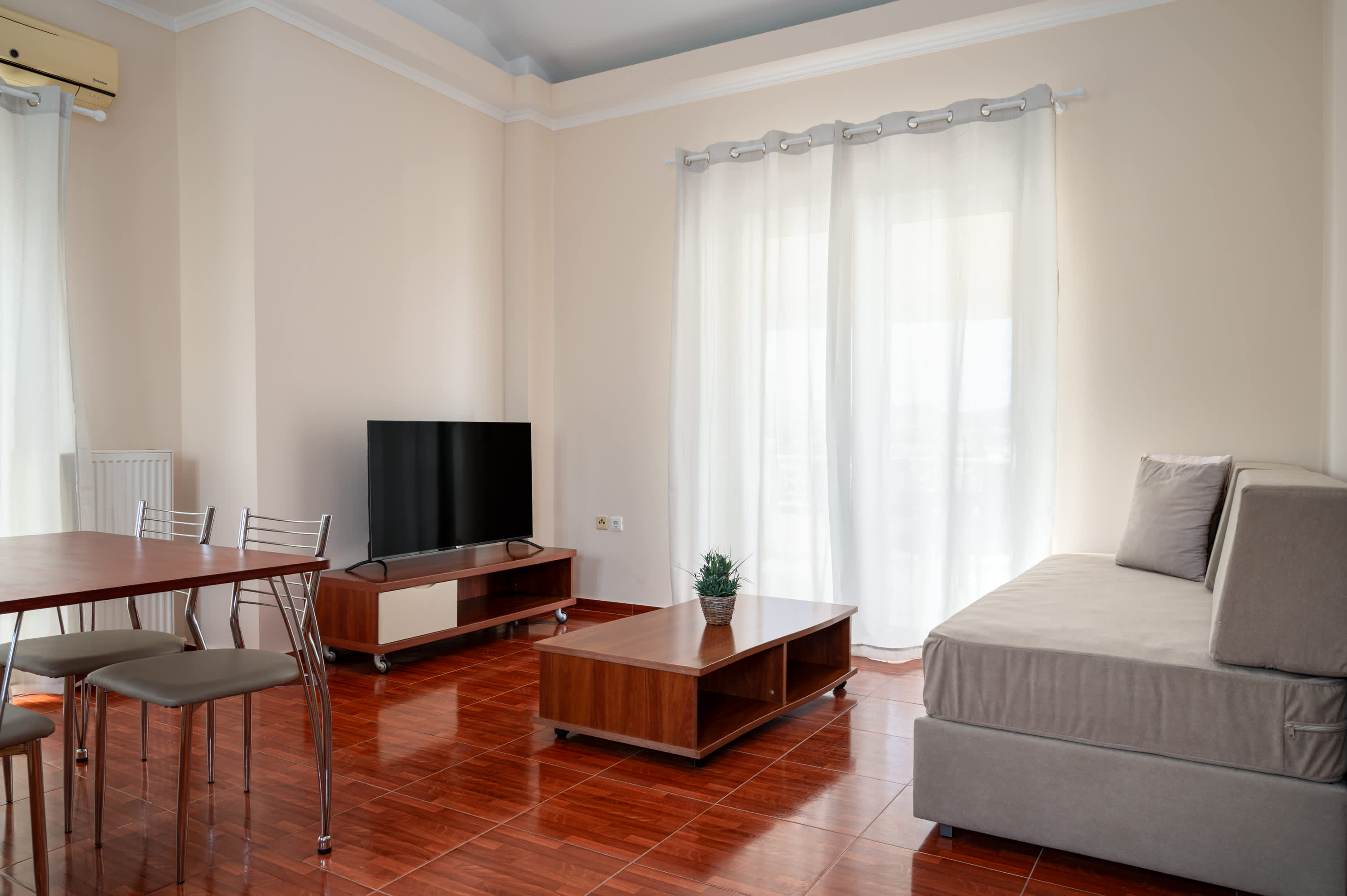 Barbaras Apartments - One bedroom Apartment N8 in Παλλαδος 7, 731 00 Daratsos
