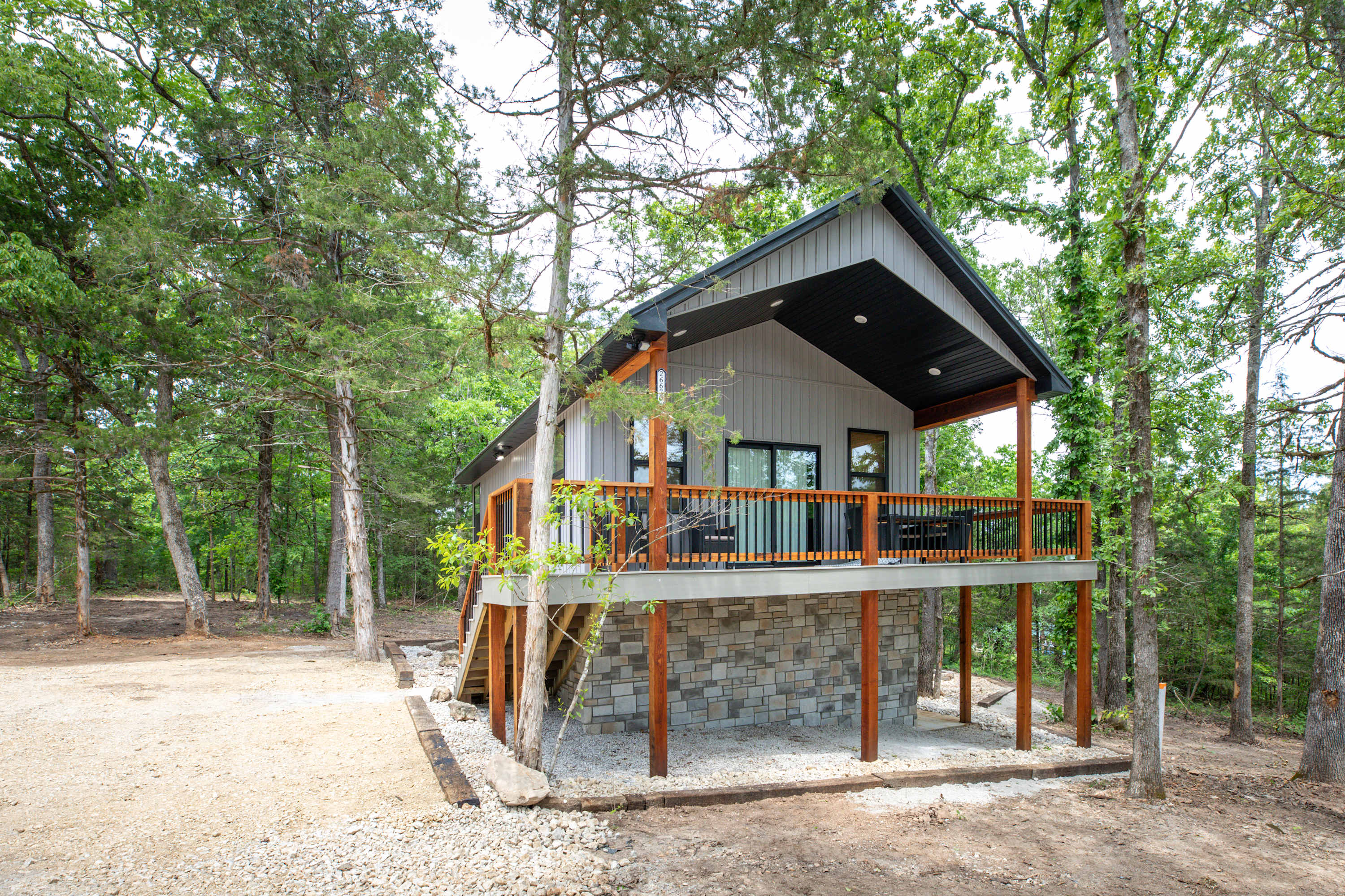 Woodland Retreat - Secluded, Hot-tub, New Build - Shell Knob, MO