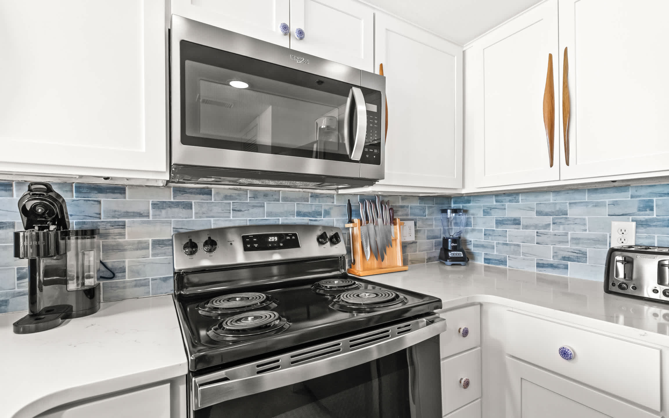 One Seagrove Place 0301 | Photo 4