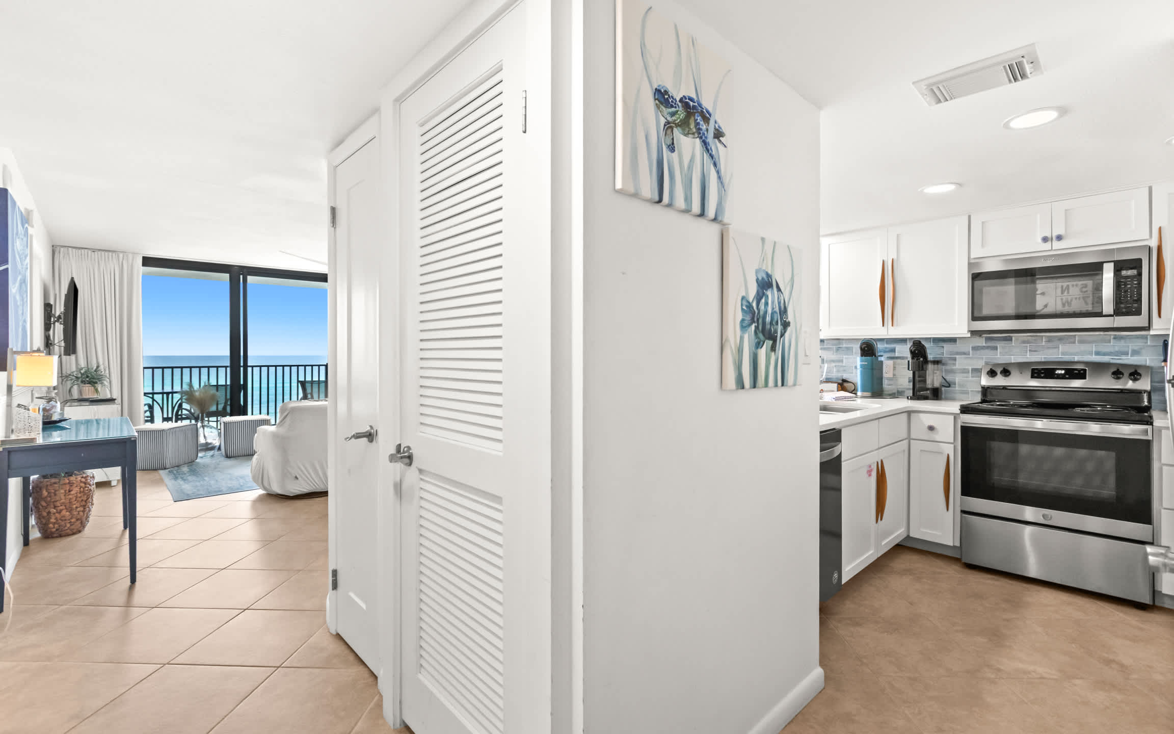 One Seagrove Place 0301 | Photo 7