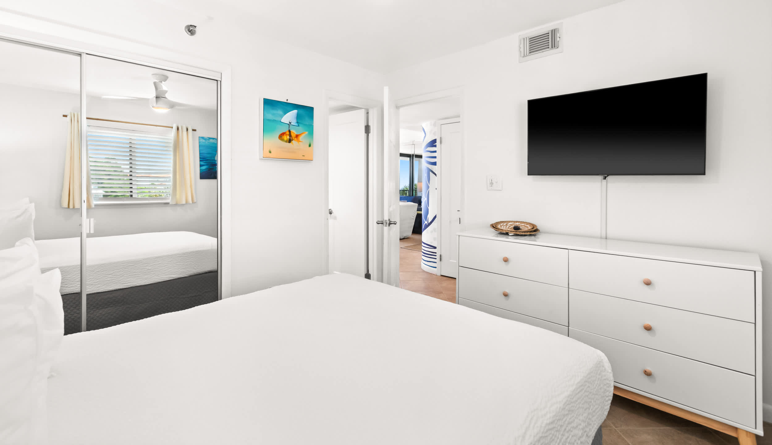 One Seagrove Place 0301 | Photo 16