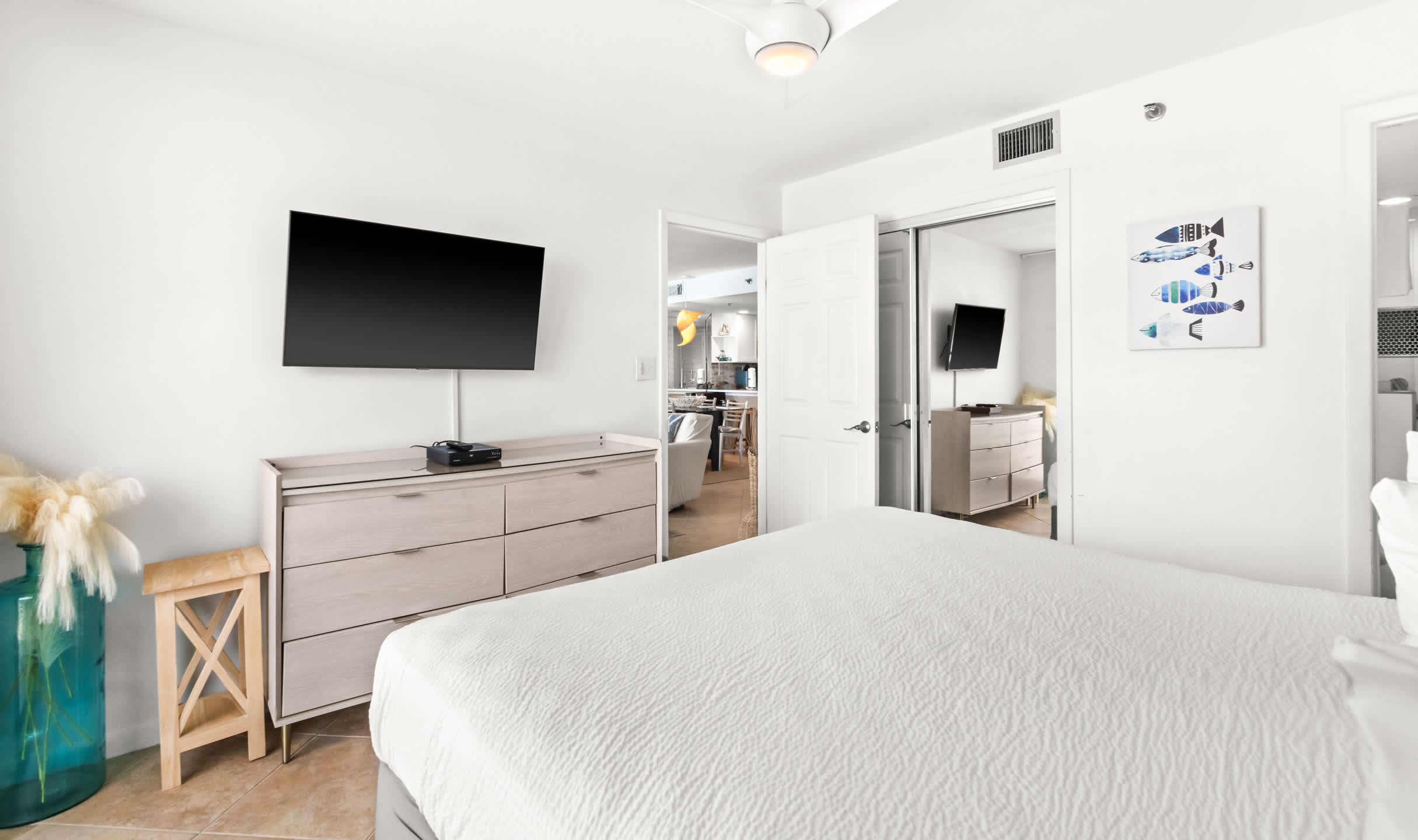One Seagrove Place 0301 | Photo 20