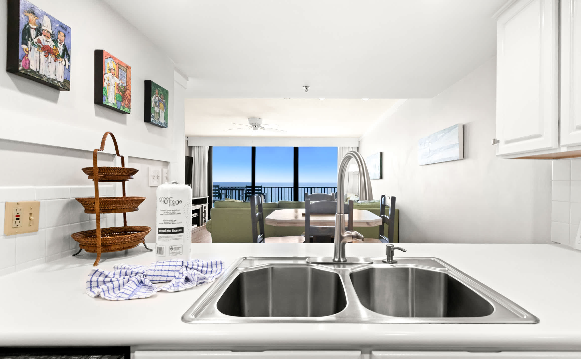 One Seagrove Place 1206 | Photo 5