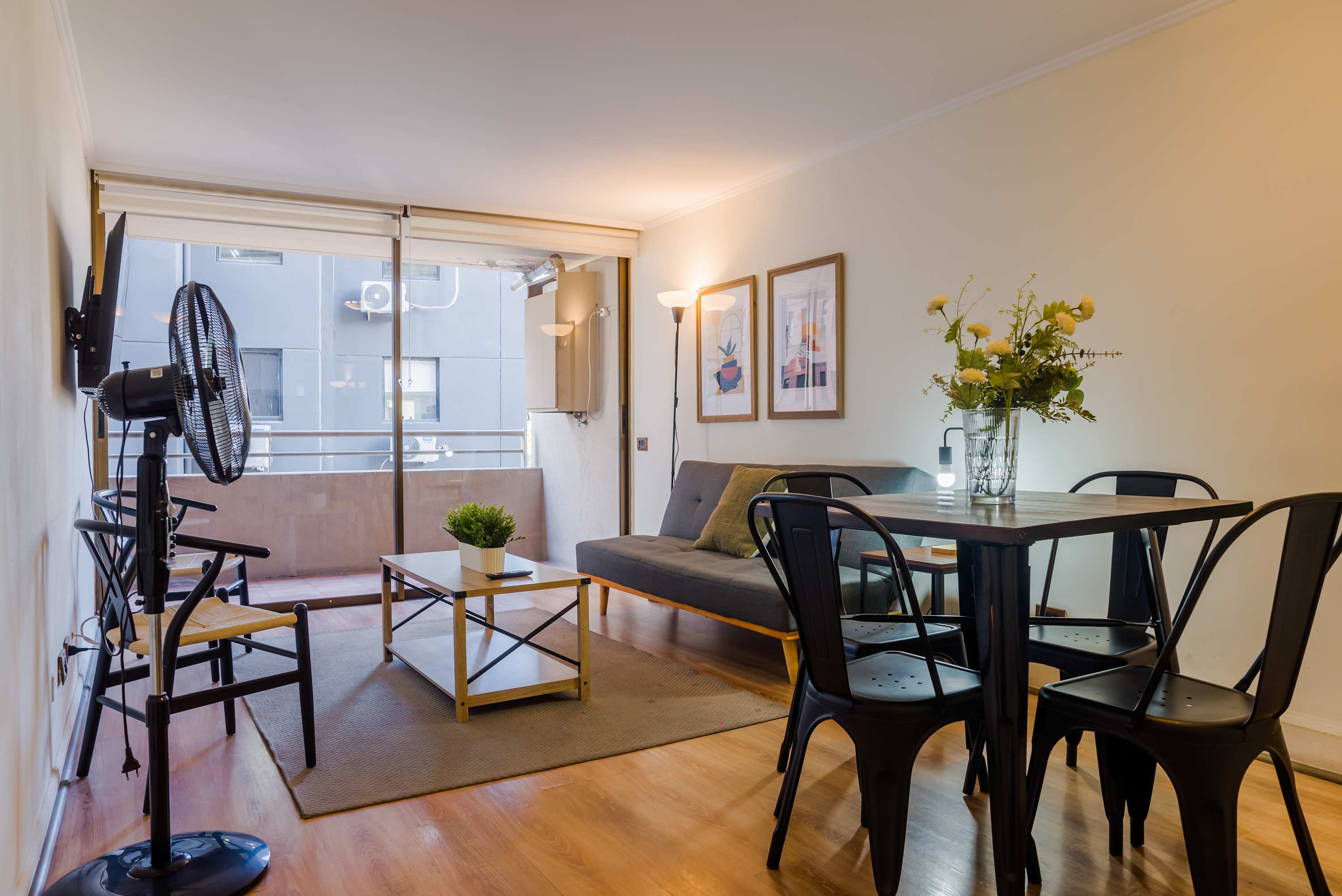 Exclusive 1BR in Las Condes: Comfort and Elegance