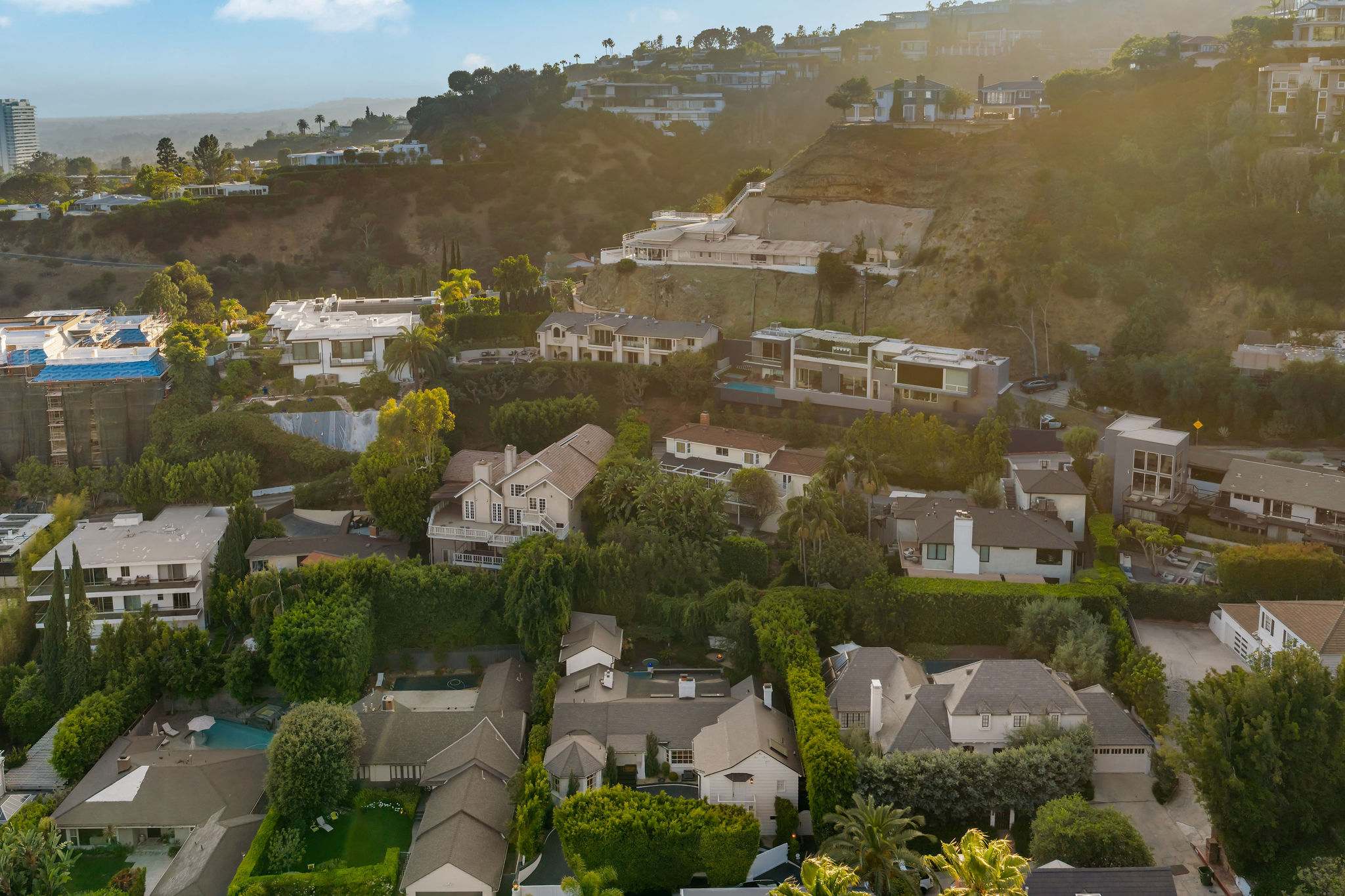 Wake up in one of Los Angeles' most sought-after hillside neighborhoods.
