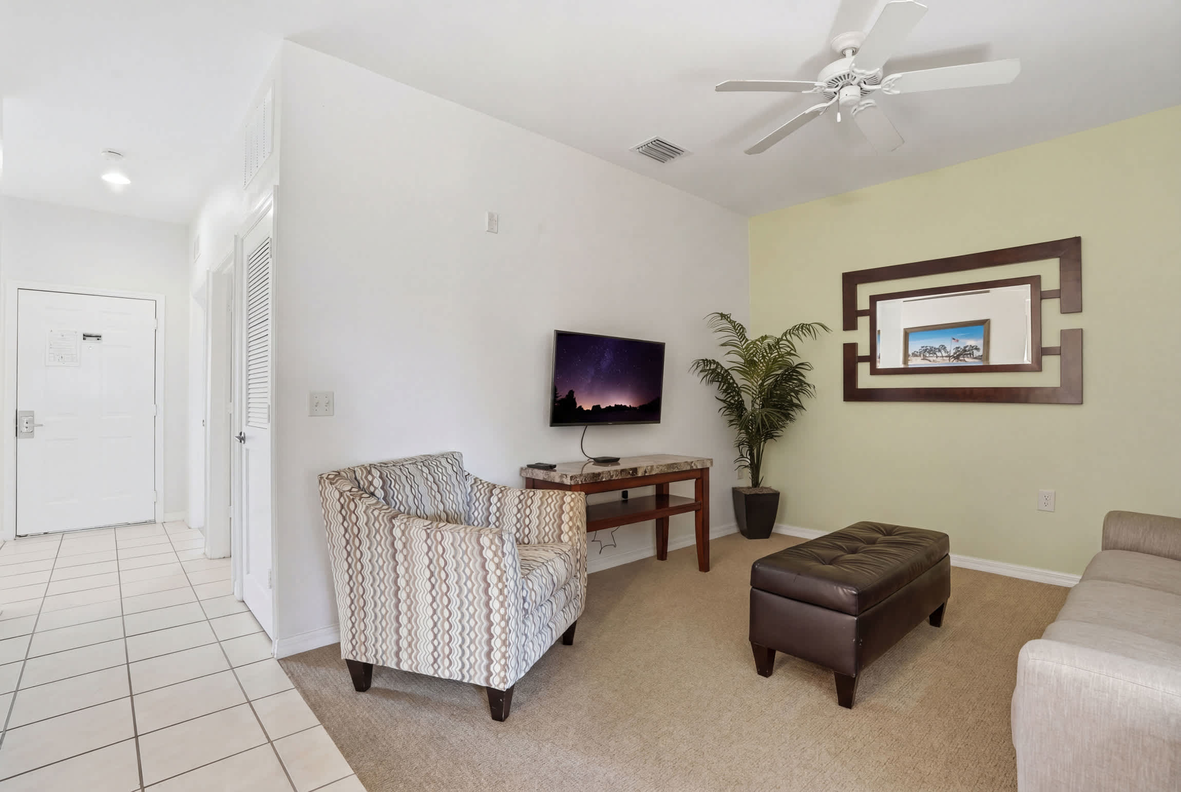 224 Second Floor Lake View Sleeps 6 | Photo 23