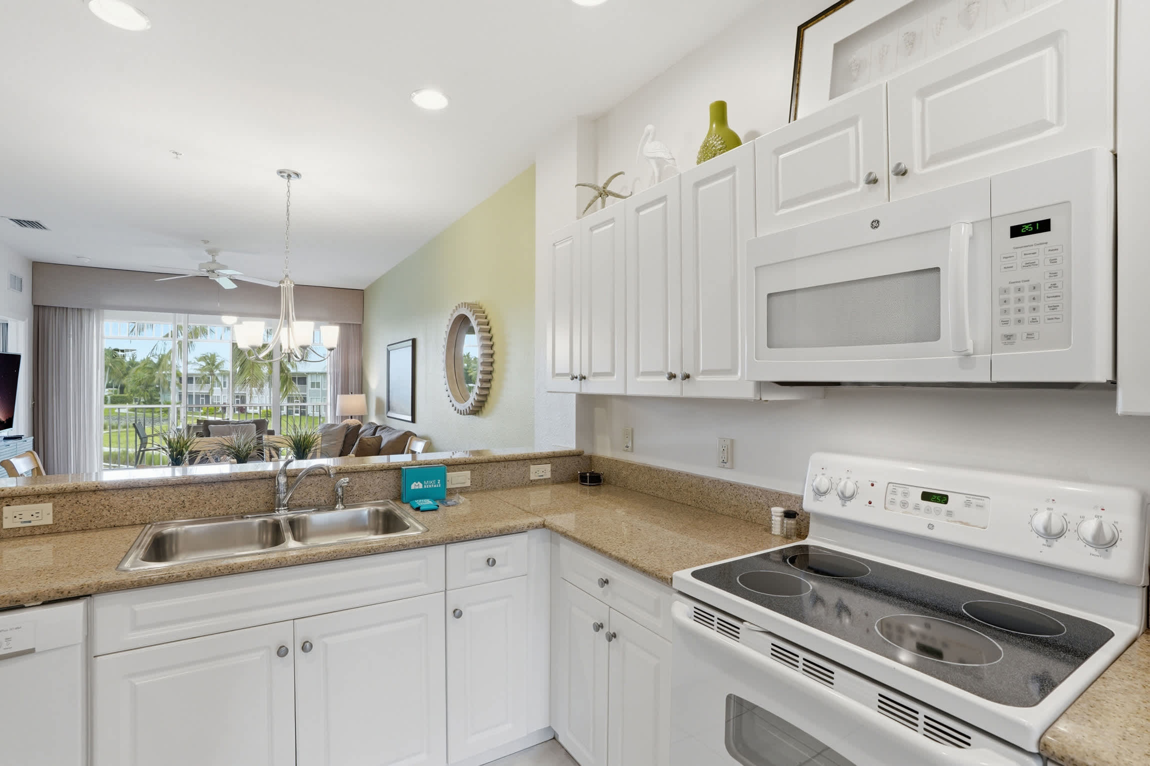 224 Second Floor Lake View Sleeps 6 | Photo 14
