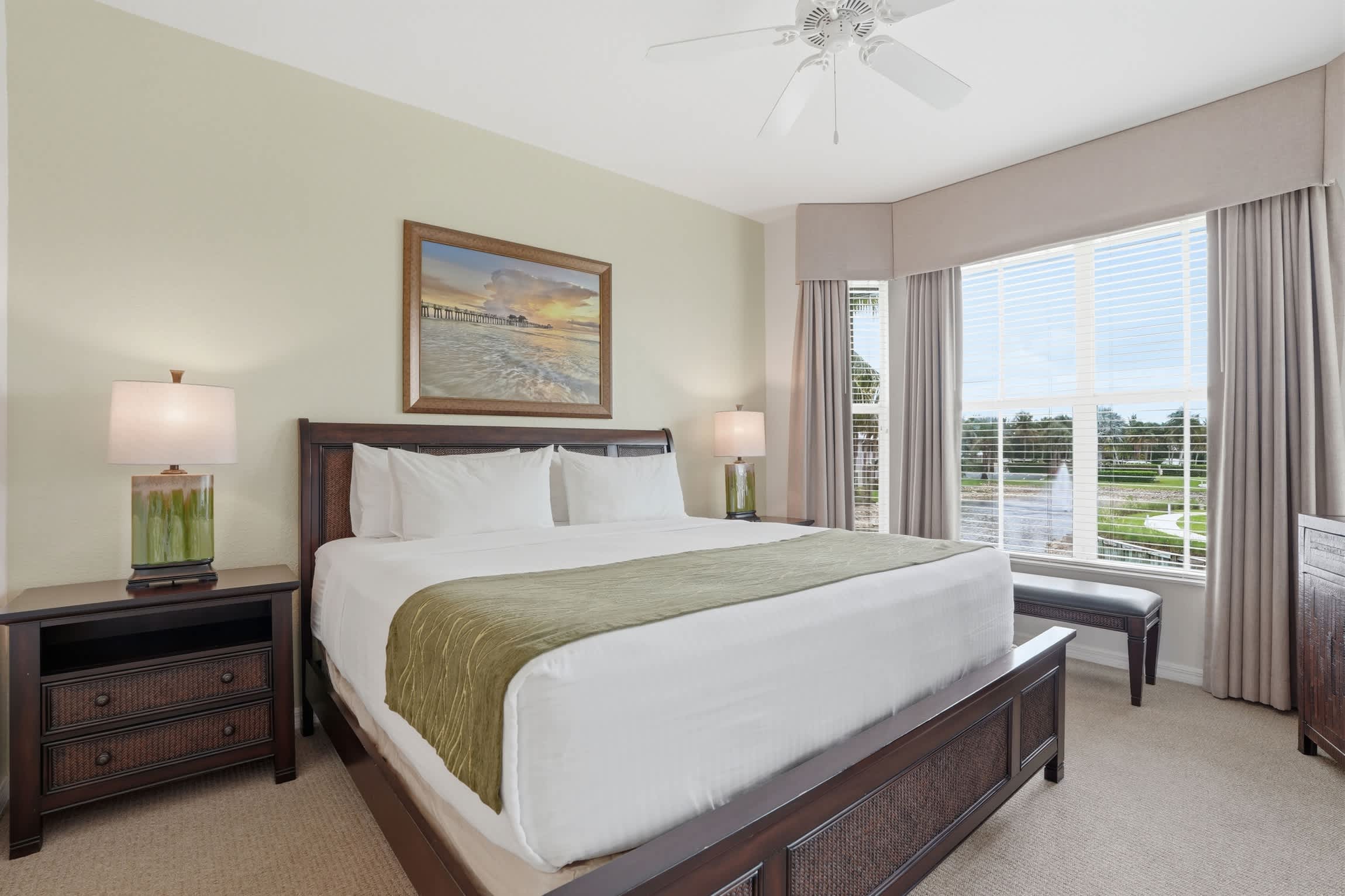 224 Second Floor Lake View Sleeps 6 | Photo 3