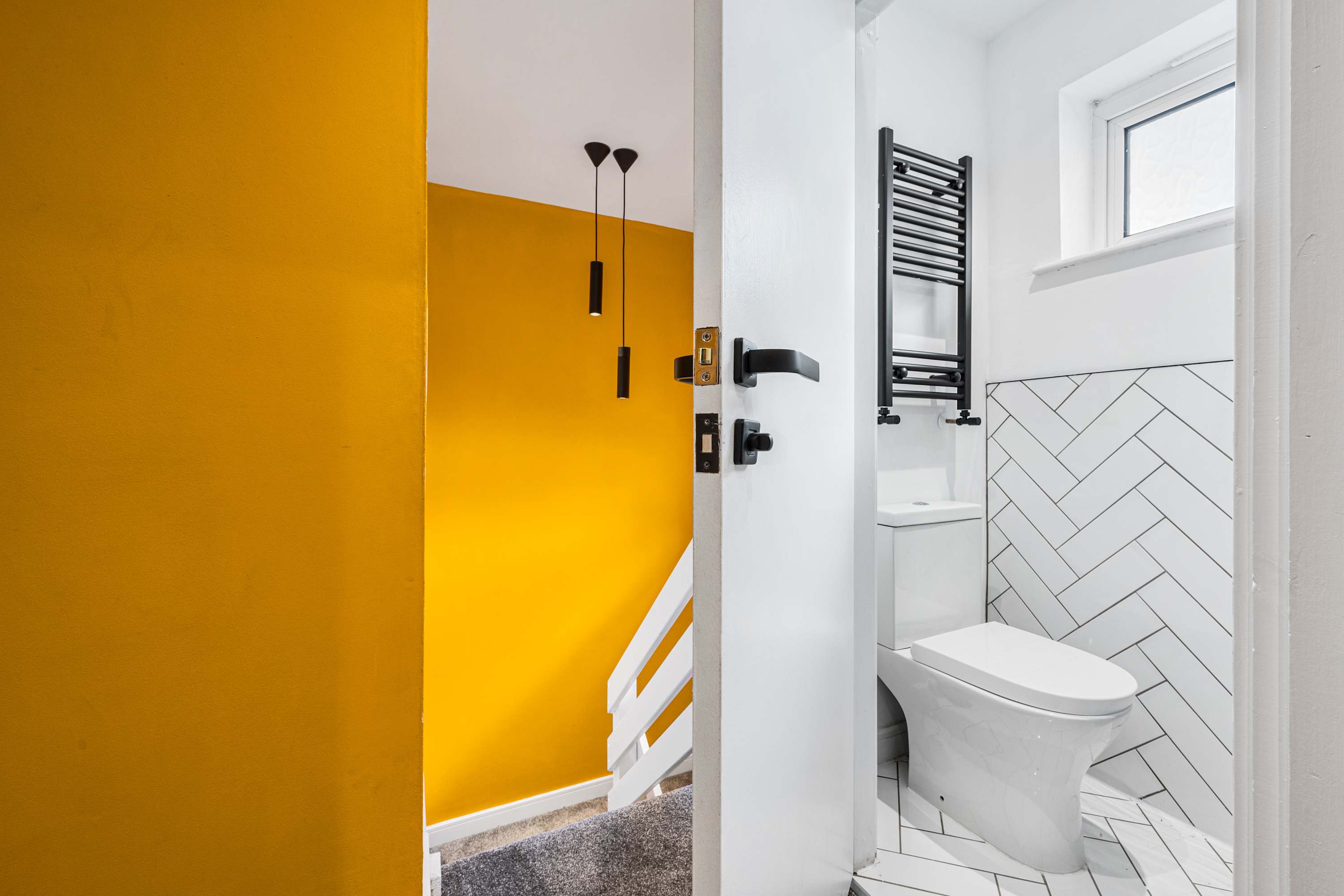 4Bed Salford Quays | Sleeps 8 | 2 Ensuites|Parking in Crowther Avenue 7 M5 3JU - Property image 12 - VivreStays