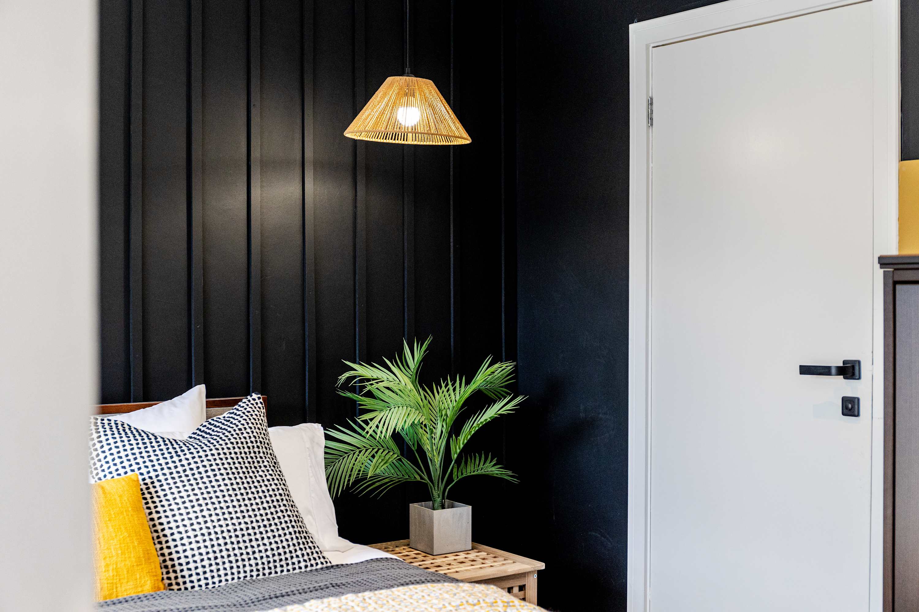 4Bed Salford Quays | Sleeps 8 | 2 Ensuites|Parking in Crowther Avenue 7 M5 3JU - Property image 36 - VivreStays