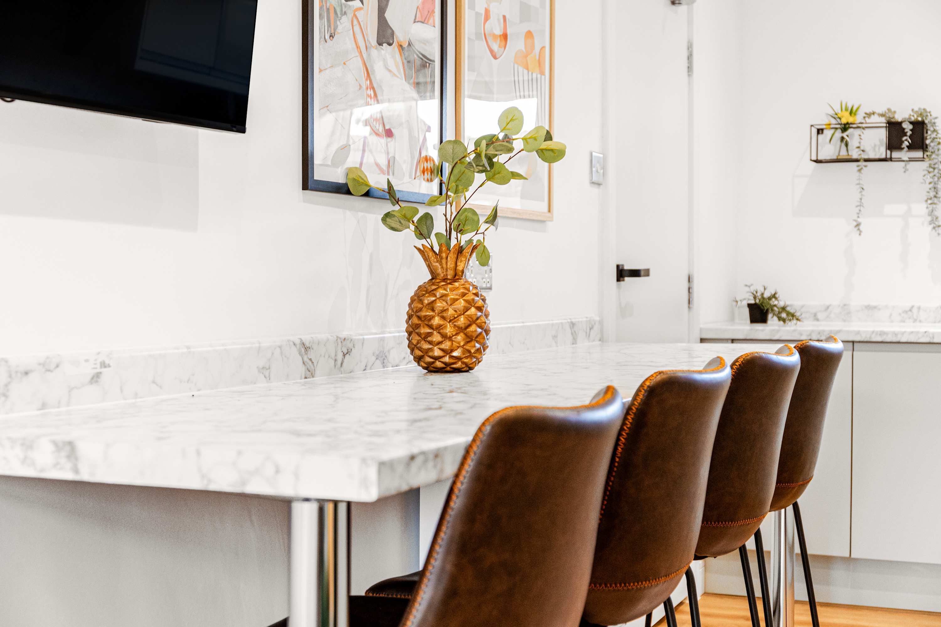 4Bed Salford Quays | Sleeps 8 | 2 Ensuites|Parking in Crowther Avenue 7 M5 3JU - Property image 39 - VivreStays