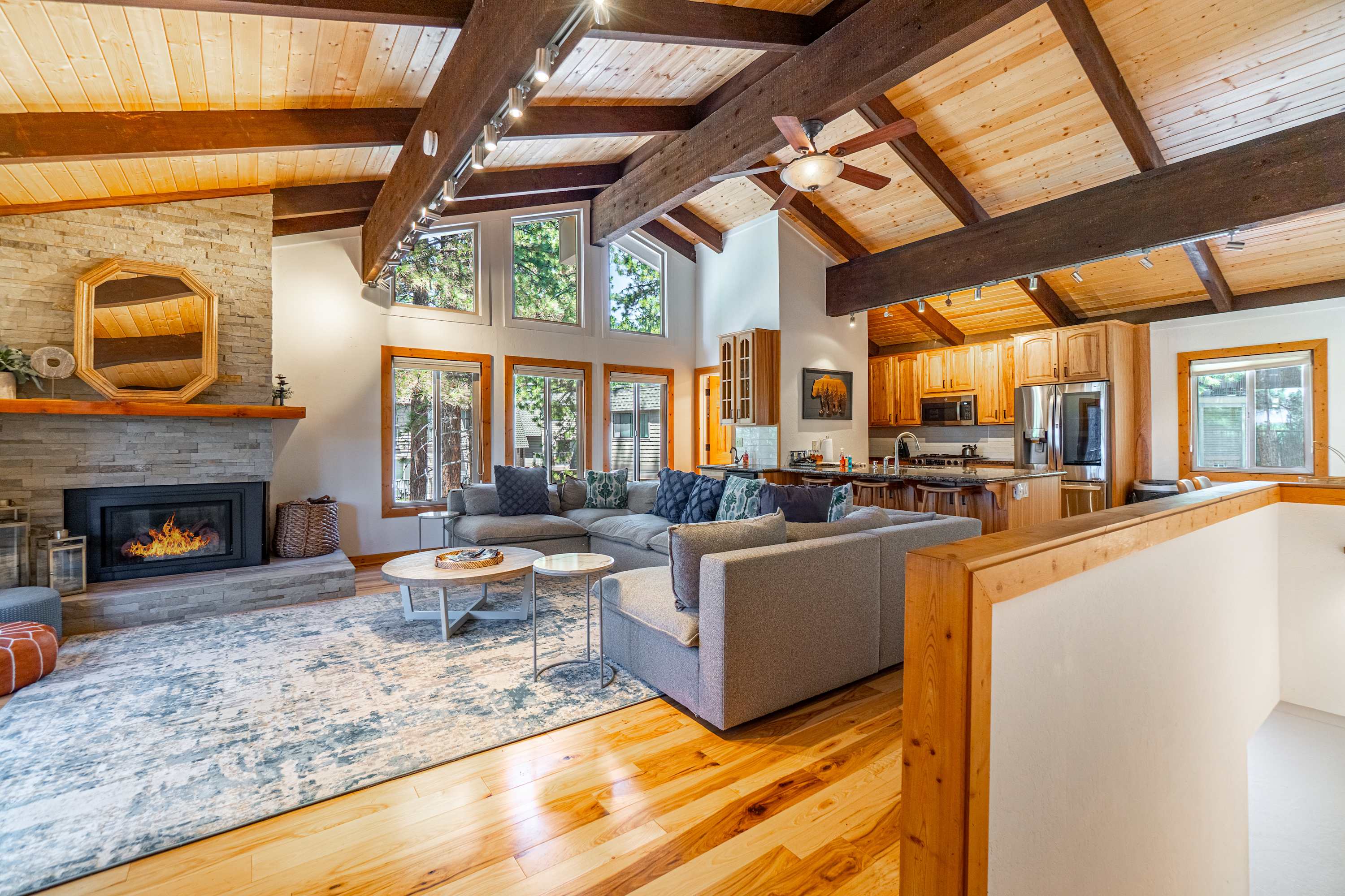 Upscale Tahoe Townhome Near Incline W Fireplace - Carson City, NV