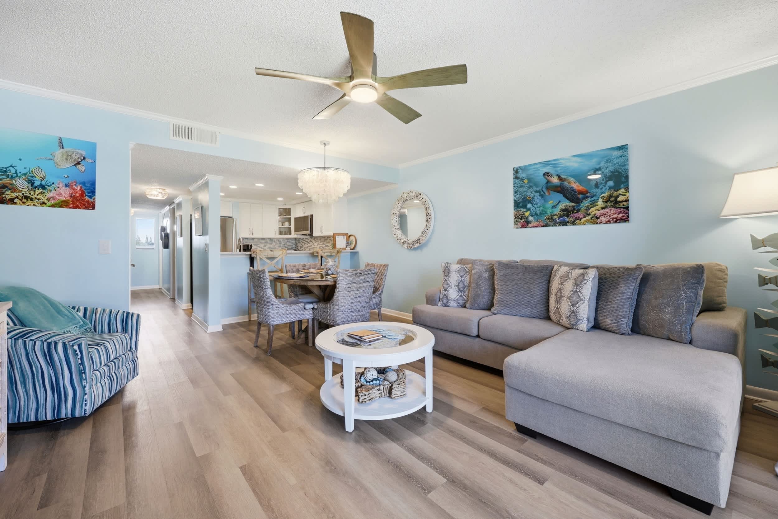 Unwind in coastal comfort 