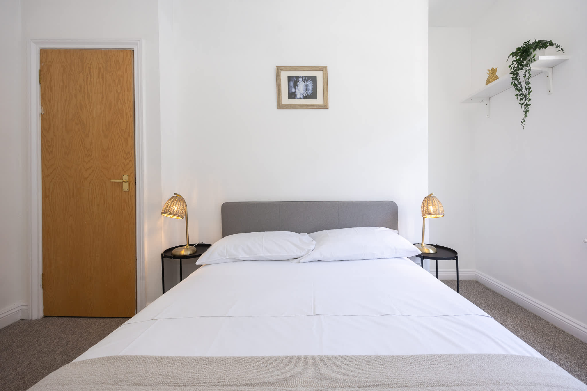 Brighton for 10 | Minutes from the Beach | Central in Grande Parade BN2 9QA - Property image 9 - VivreStays