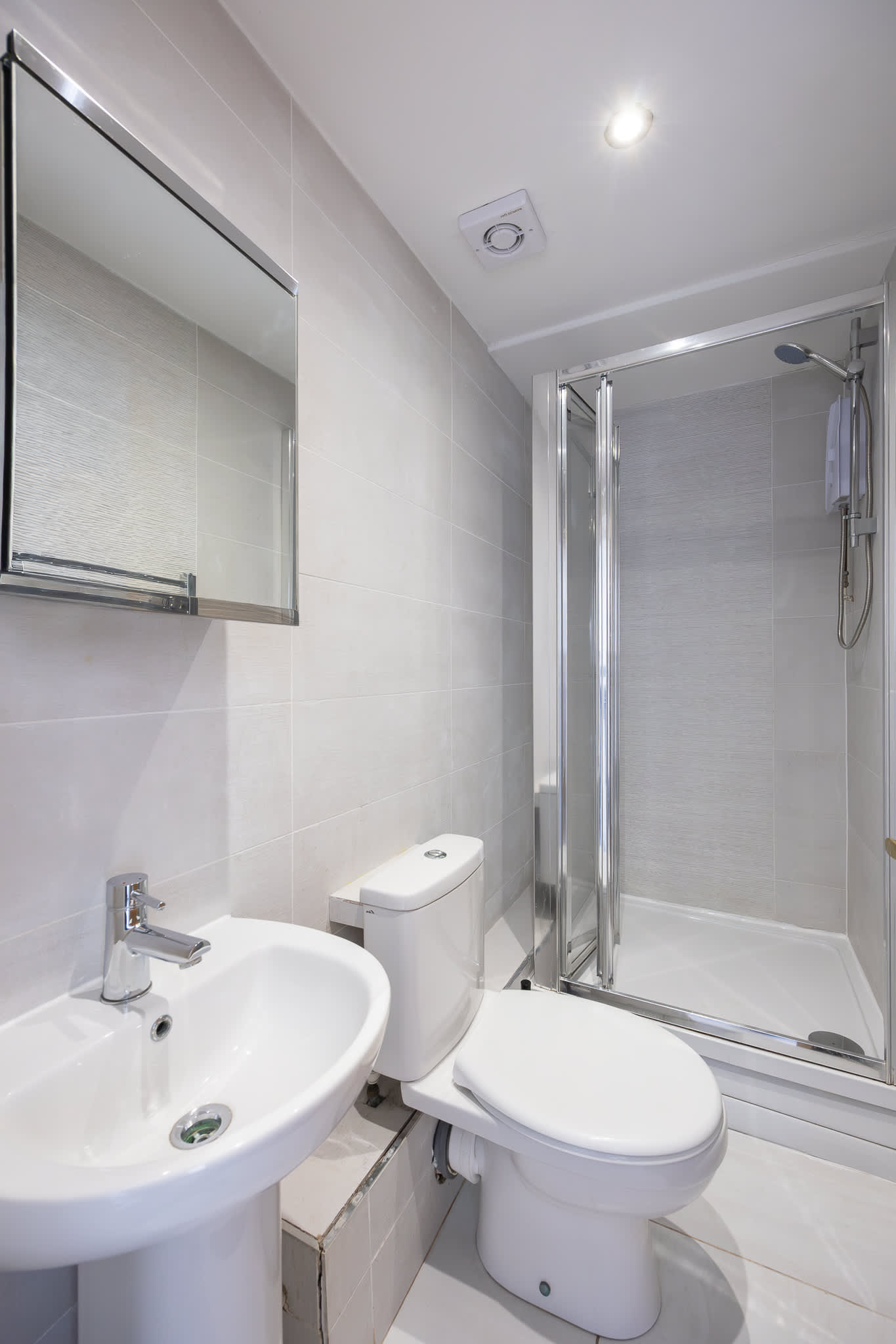 Brighton for 10 | Minutes from the Beach | Central in Grande Parade BN2 9QA - Property image 10 - VivreStays