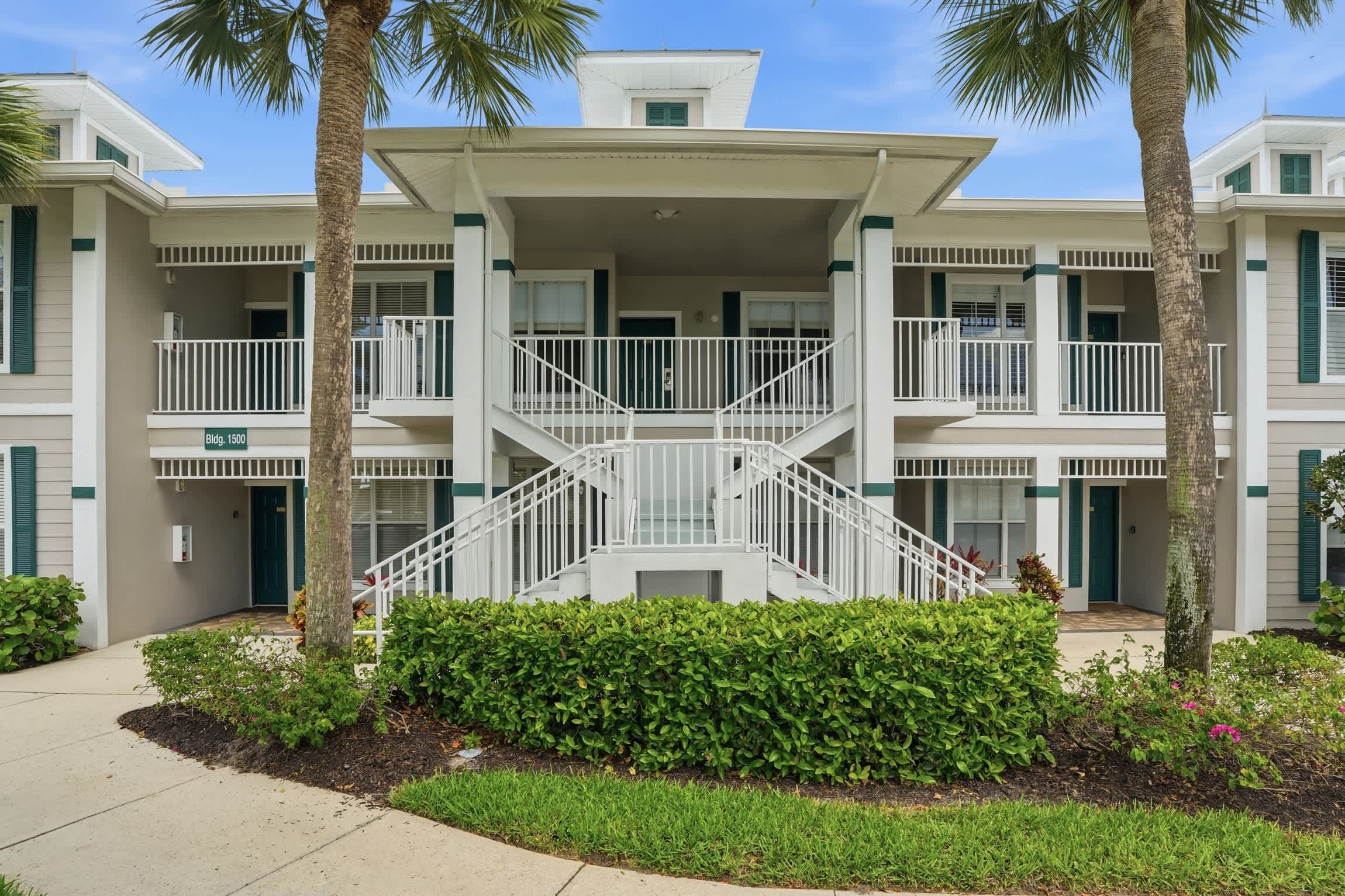 1512 Nicely Updated with Golf and Lake View | Photo 28