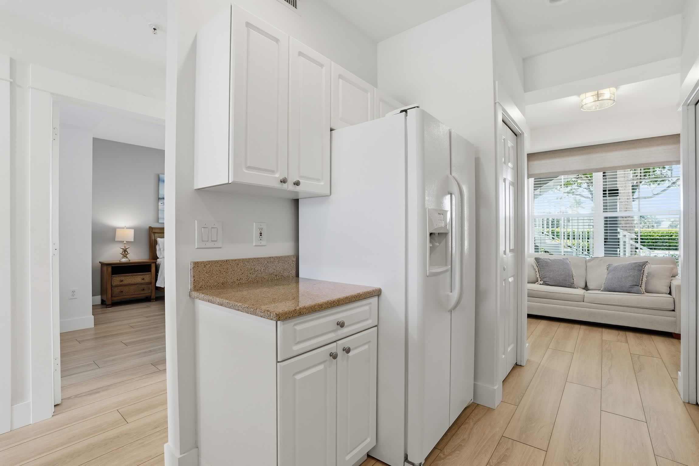 1512 Nicely Updated with Golf and Lake View | Photo 15