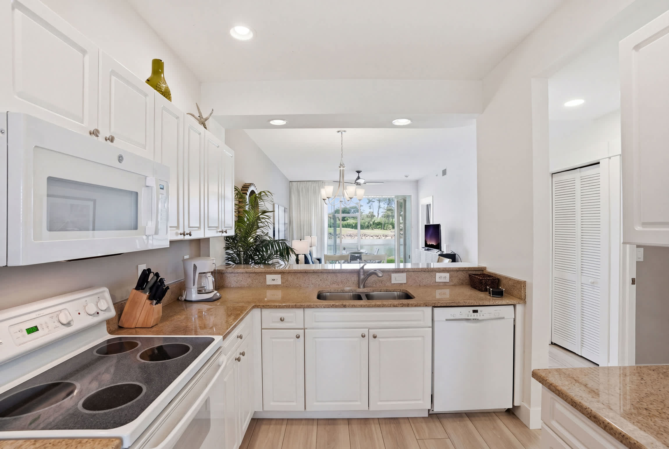 1512 Nicely Updated with Golf and Lake View | Photo 3