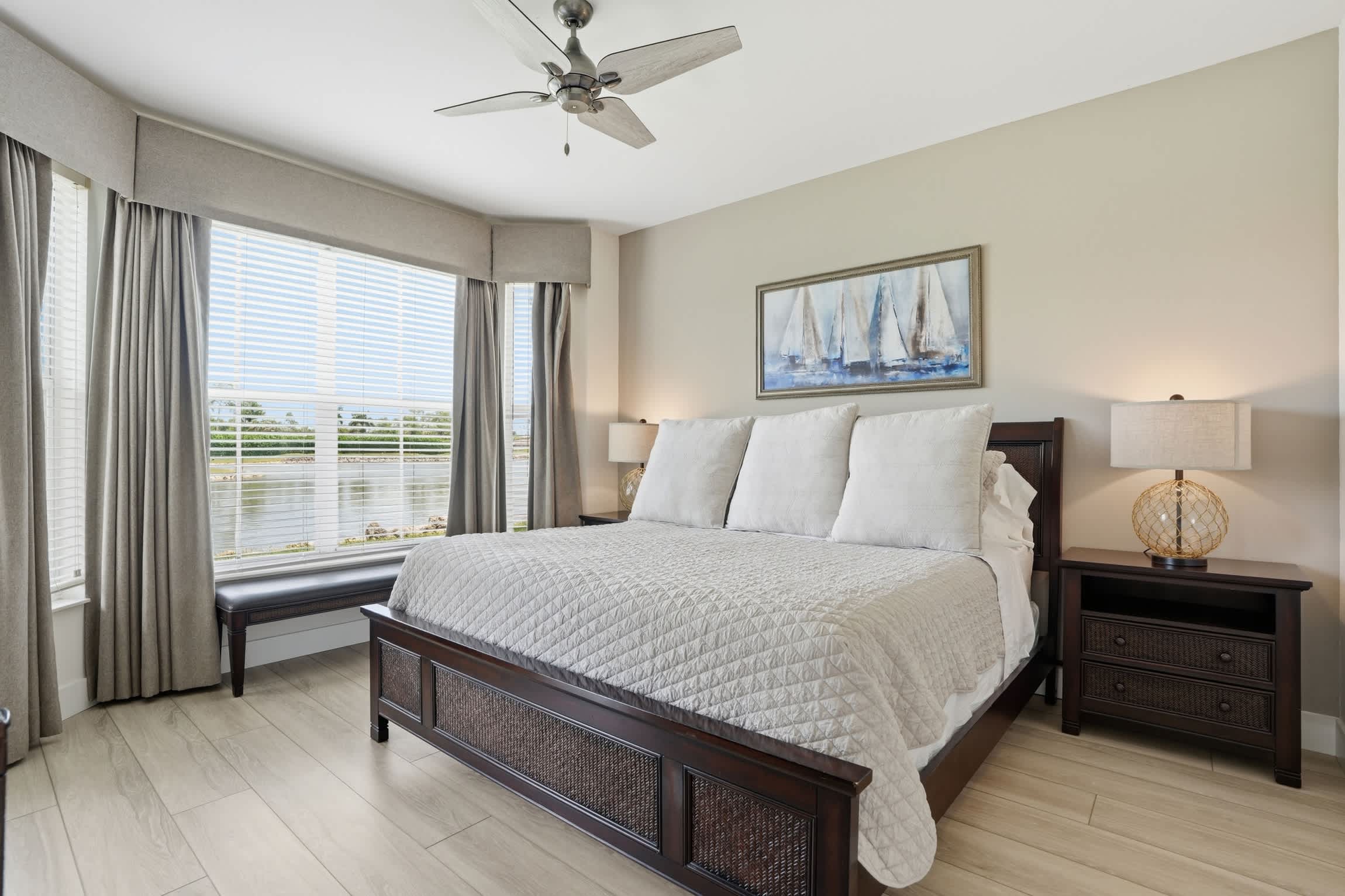 1512 Nicely Updated with Golf and Lake View | Photo 4