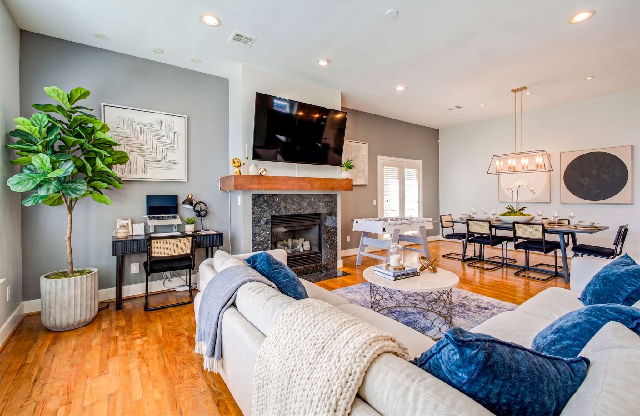 Stylish Houston Home With Private Patio In Heights - Houston, TX
