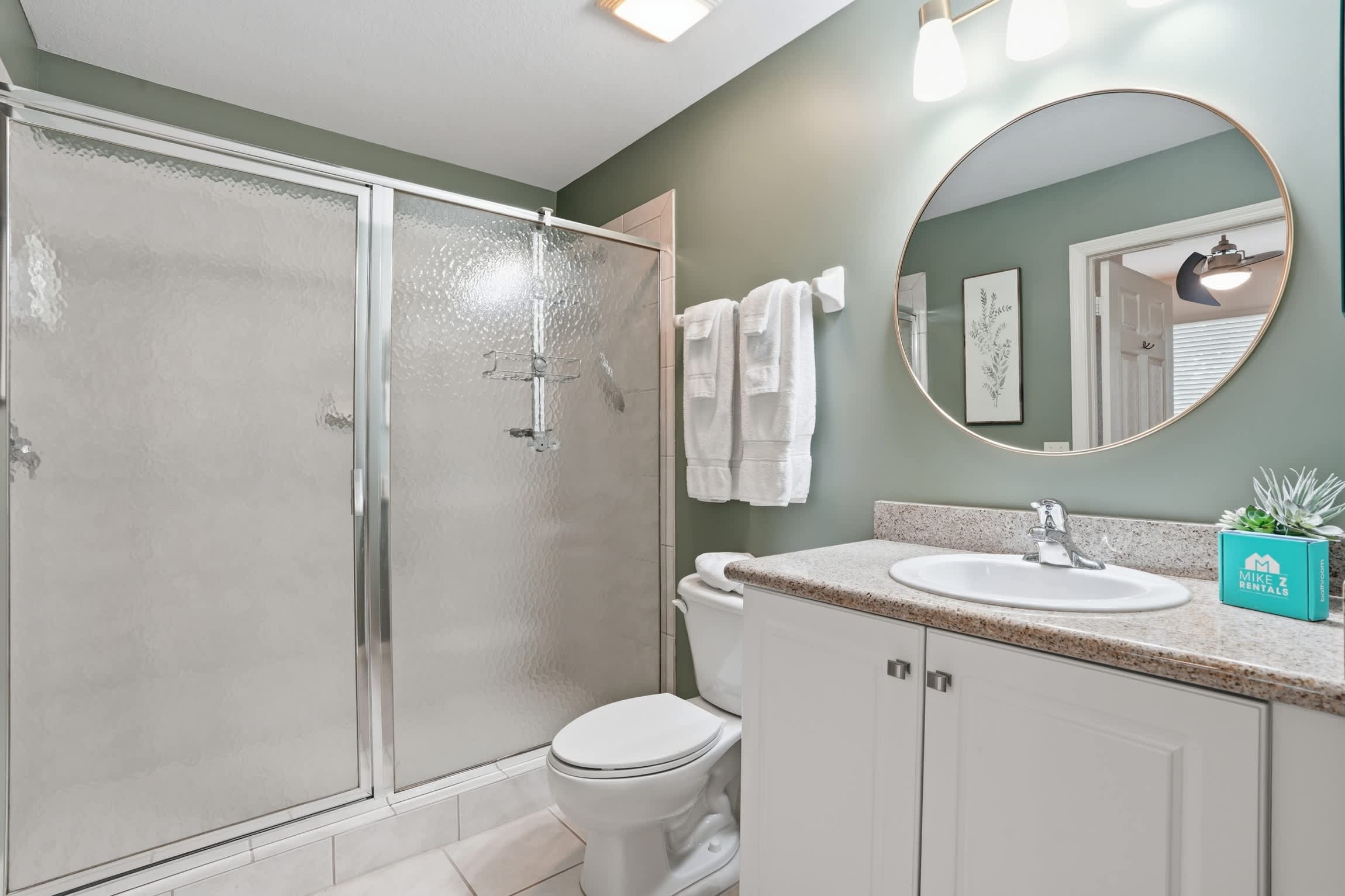 814 Lake and Fountain View Chic Furnishings | Photo 28