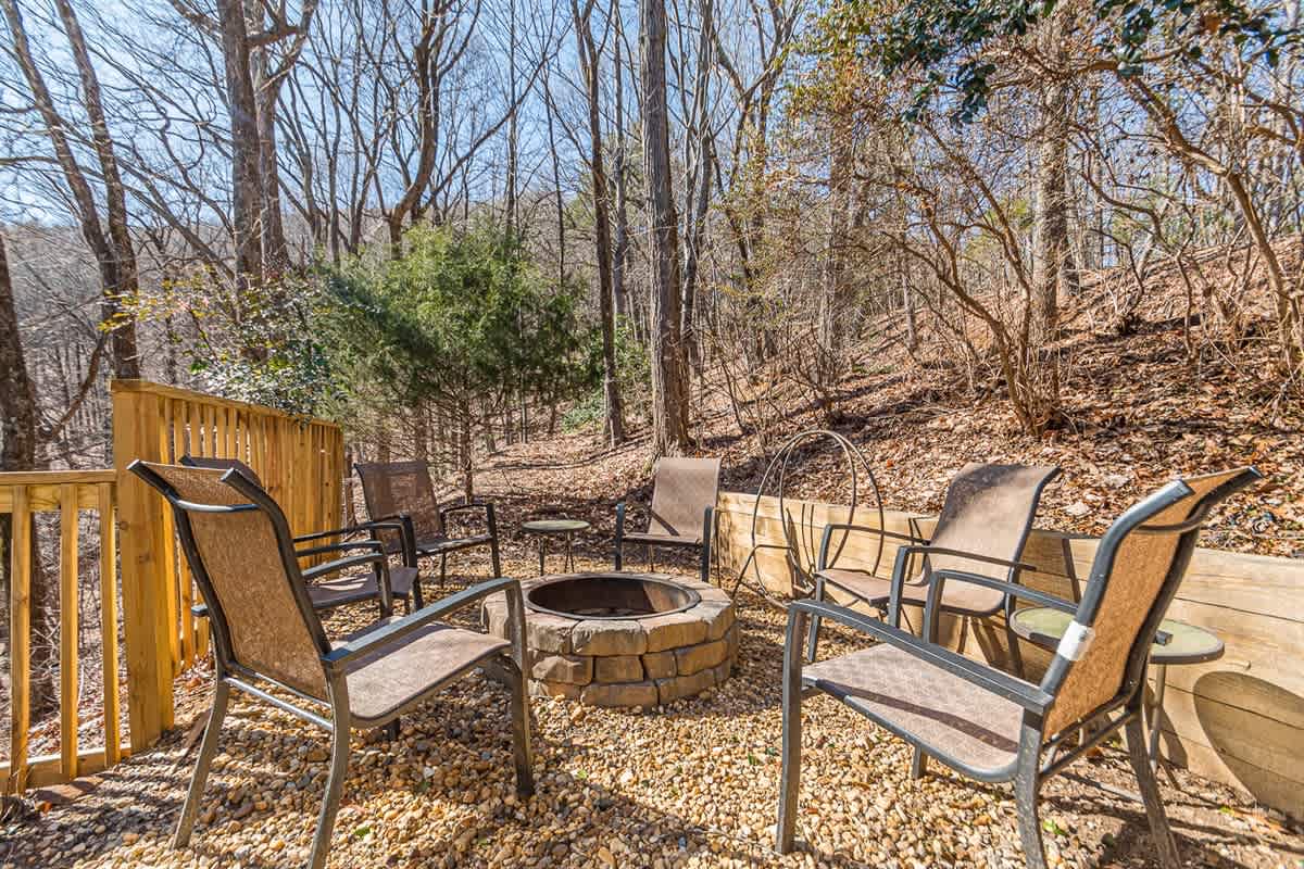 DEER HAVEN | MOUNTAIN VIEW | HOT TUB | VINEYARDS