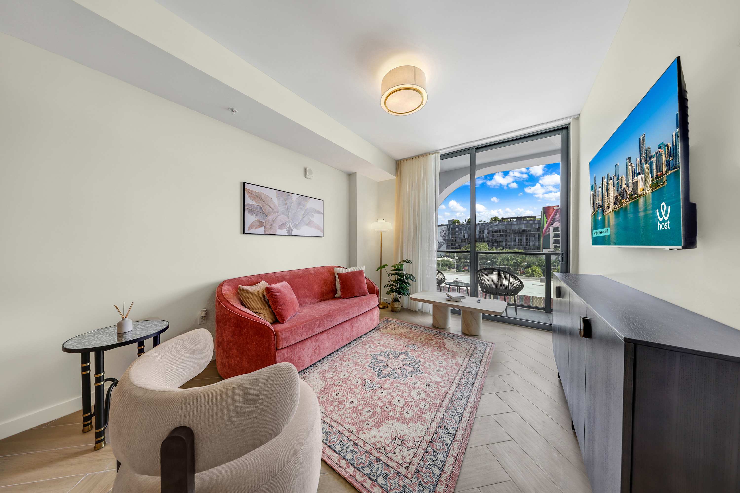 Prime Location | RoofPool & Gym | Modern Condo