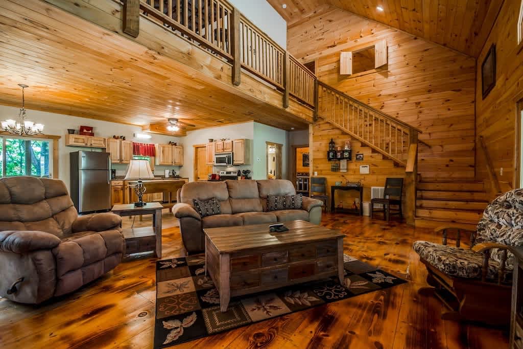 SUNRISE SUMMIT | MOUNTAIN VIEW | PRIVATE | HOT TUB
