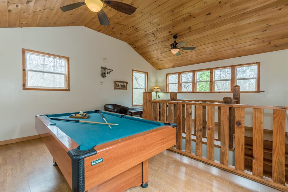 CREEK & GARDEN COTTAGE | CEDAR SAUNA | HOT TUB
