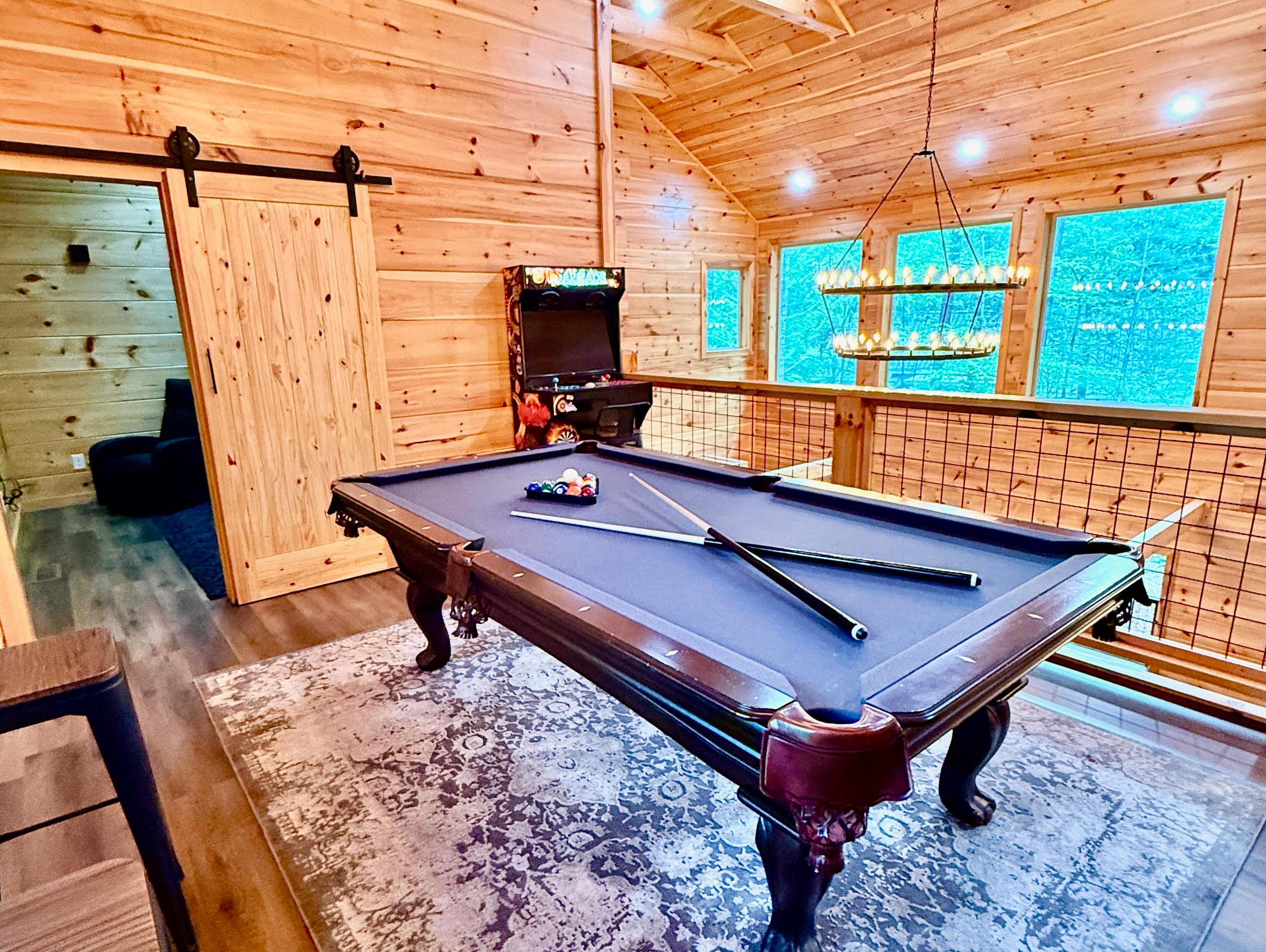 Luxury Cabin with Private Hot Tub 6