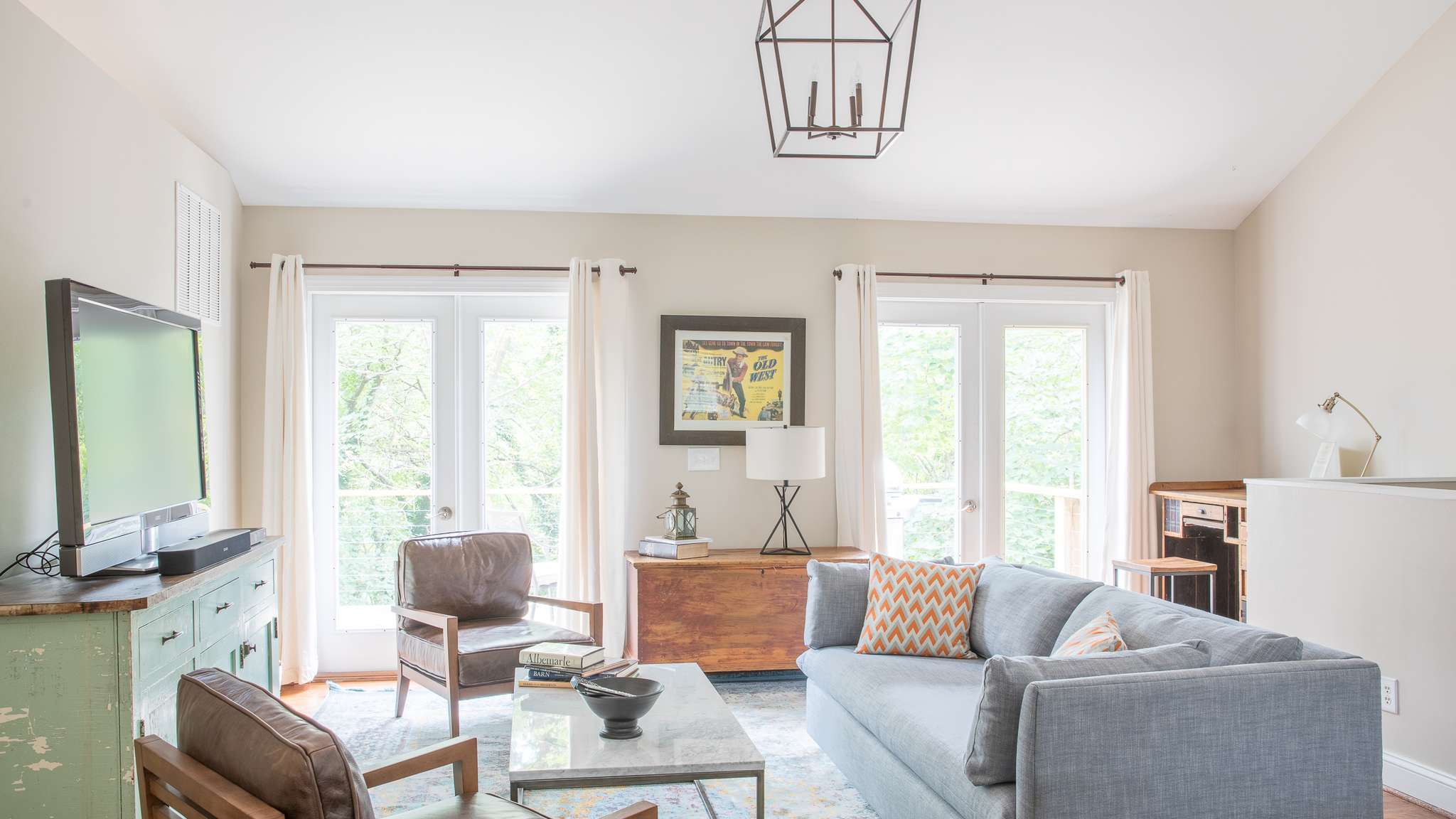 Downtown Carriage House - vacation rental in Charlottesville — photo 1 of 12