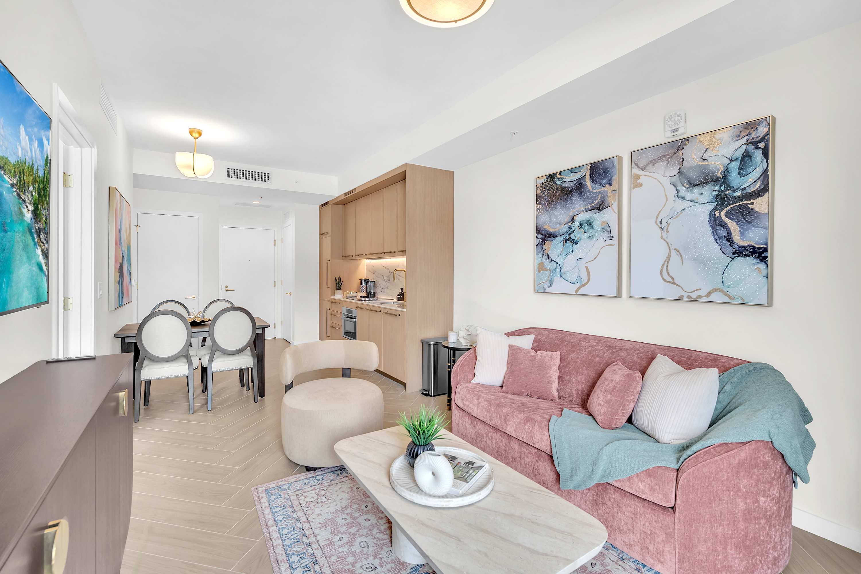 Wynwood Condo W Rooftop Pool & City Views!