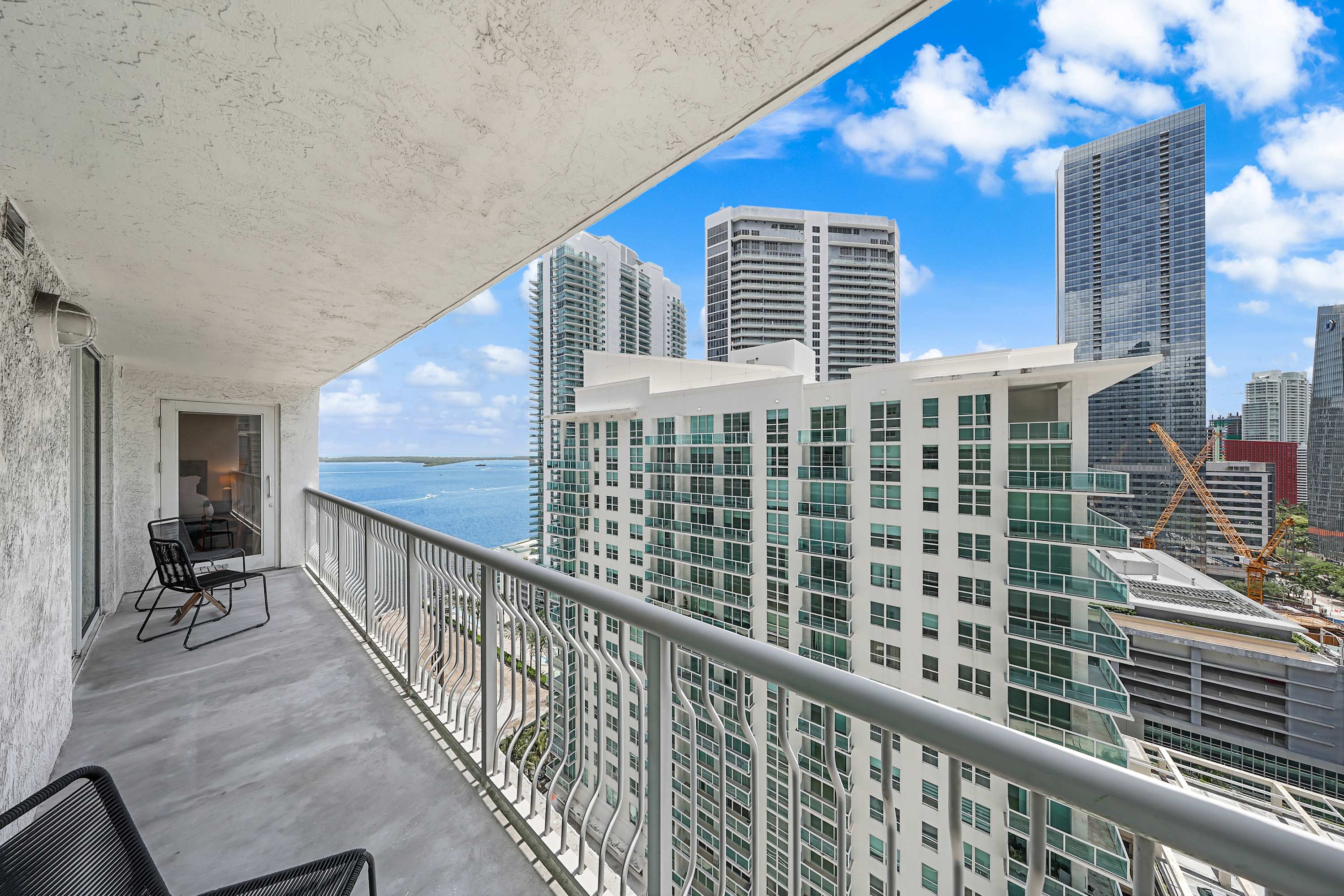 Modern Brickell Condo | Views + Free Parking