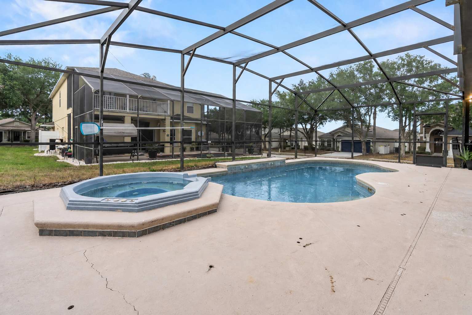 4BR family home - Star Wars, Mickey & pool table