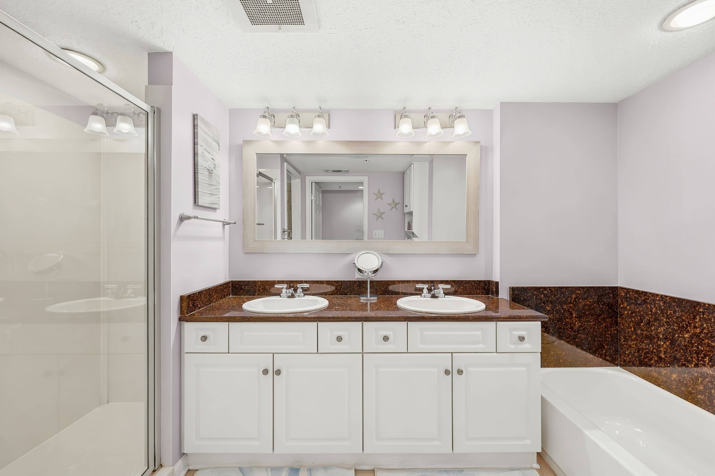 Chic Yacht Club Luxury Waterfront Suite