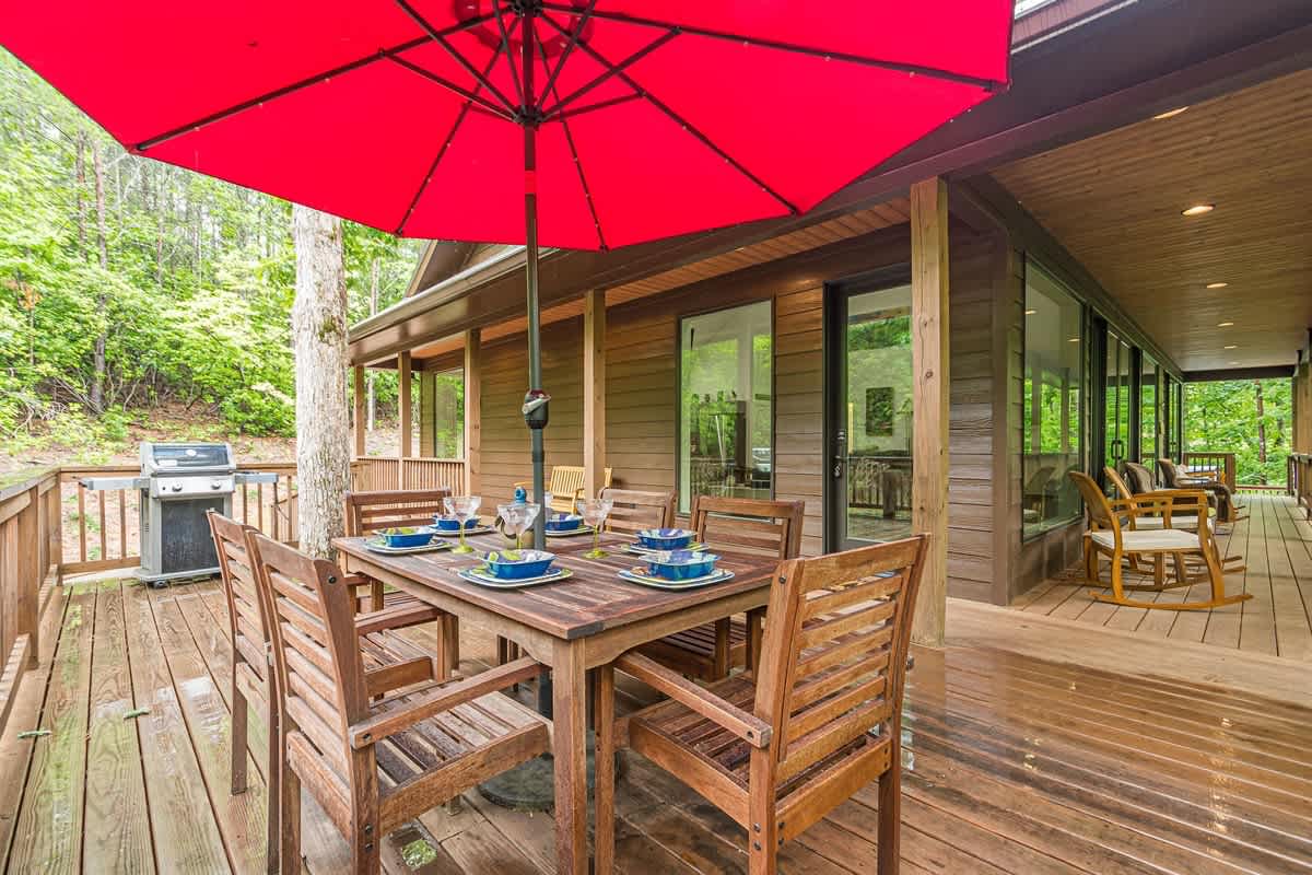 BEARADISE BUNGALOW | LUXURIOUS CANOPY RETREAT
